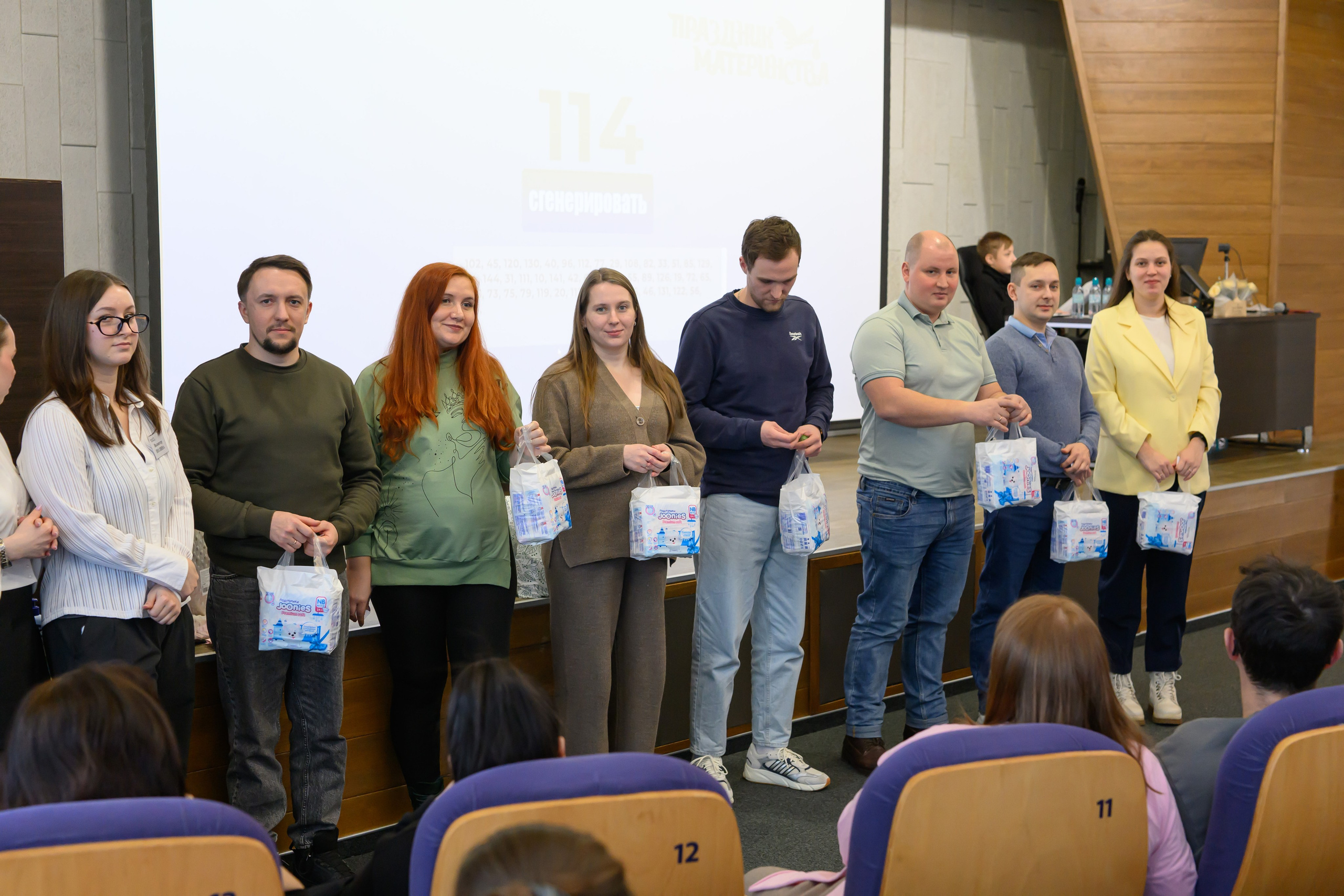 Фотоотчет праздника материнства февраль 2026 г. Профессиональный фотограф Елена Красилина г.Ярославль, г. Рыбинск