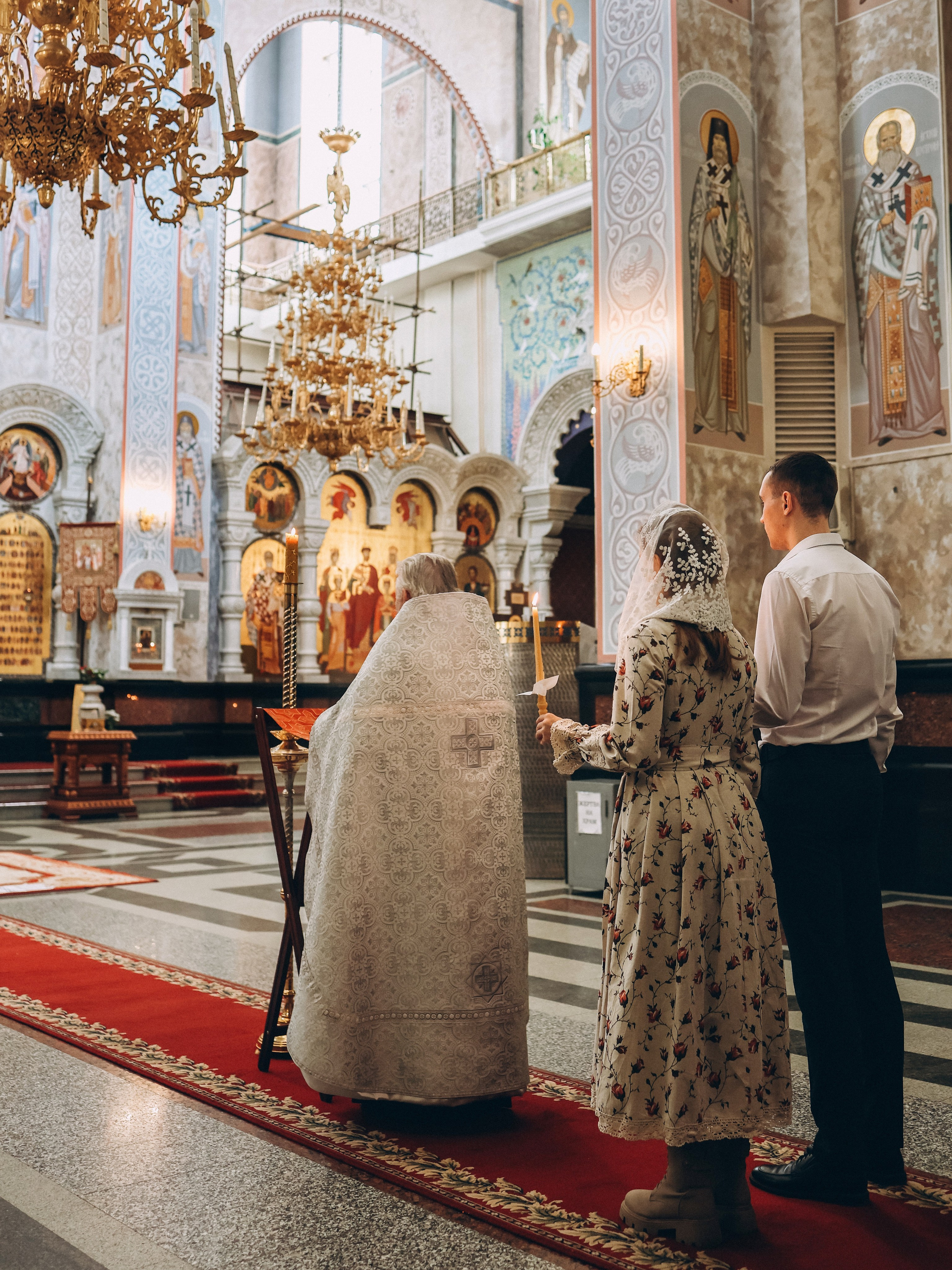Венчание в Храме на Крови. Семейный и детский фотограф в  г. Екатеринбурге Холодова Юлия