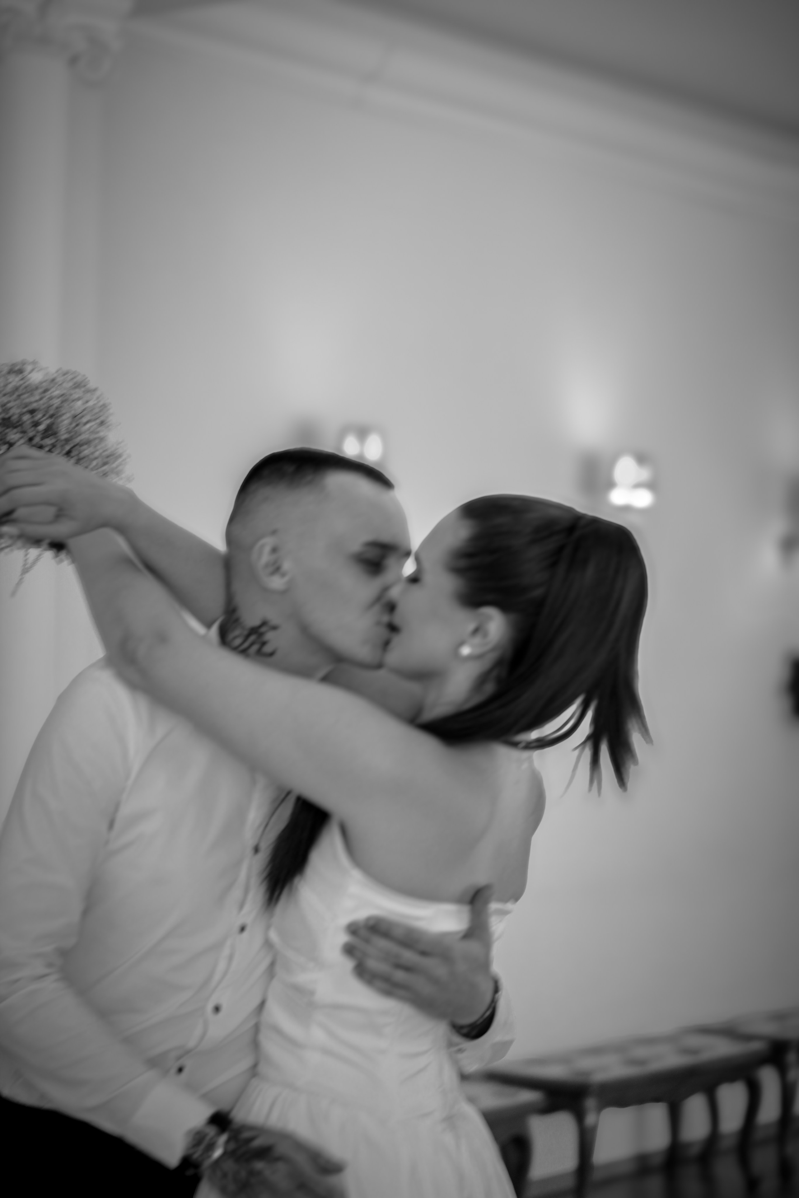 фотограф красноярск мужская съемка свадебная фотосессия уличная съемка прогулка фото фотостудия домашняя фотосессия  студийная съемка в студии фотосессия живые фото свадебная фотосессия свадебный фотограф красноярск