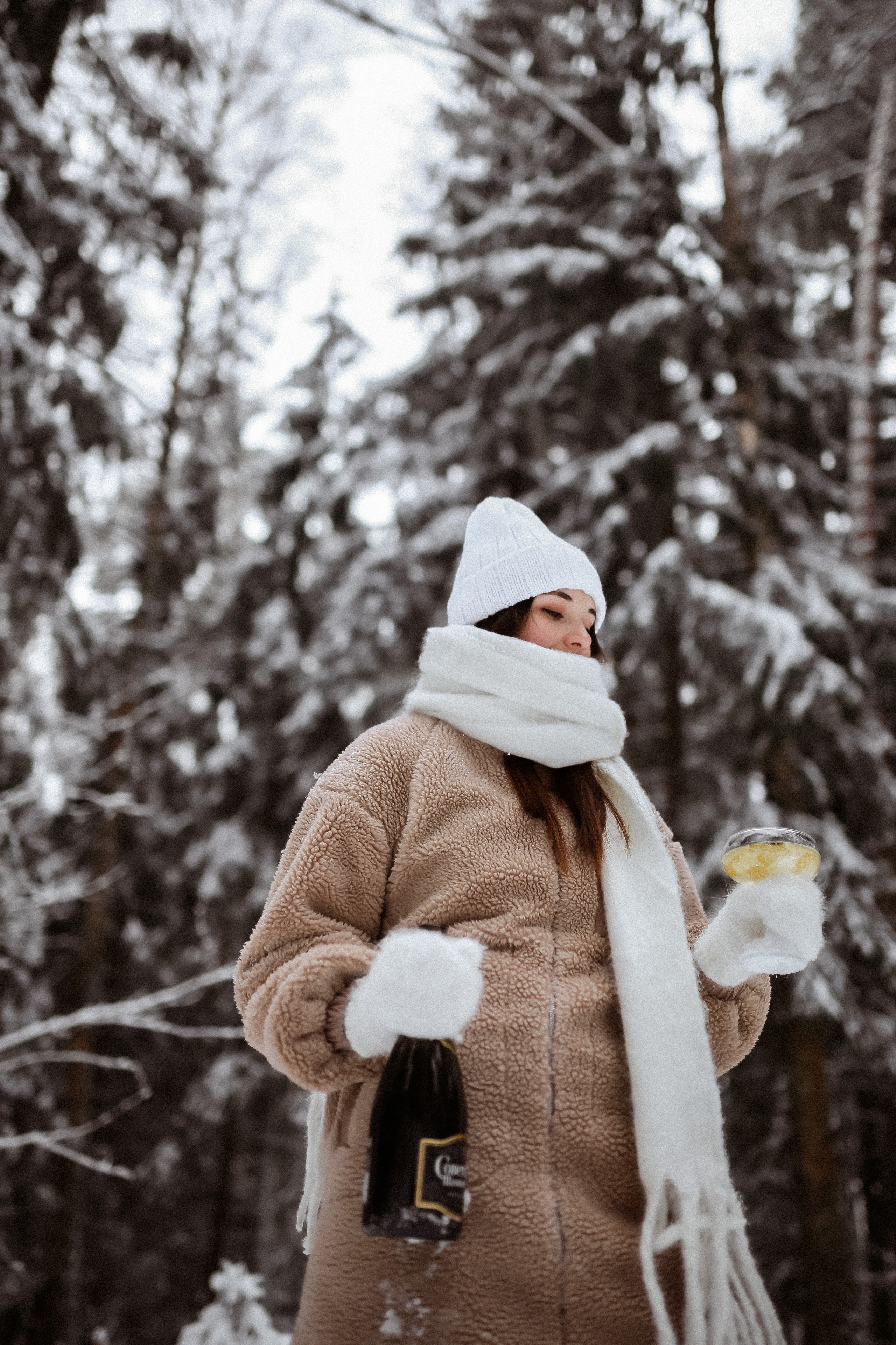 Полина. Съёмка в зимнем лесу. Фотограф НОГИНСК, Москва, Анастасия Белая