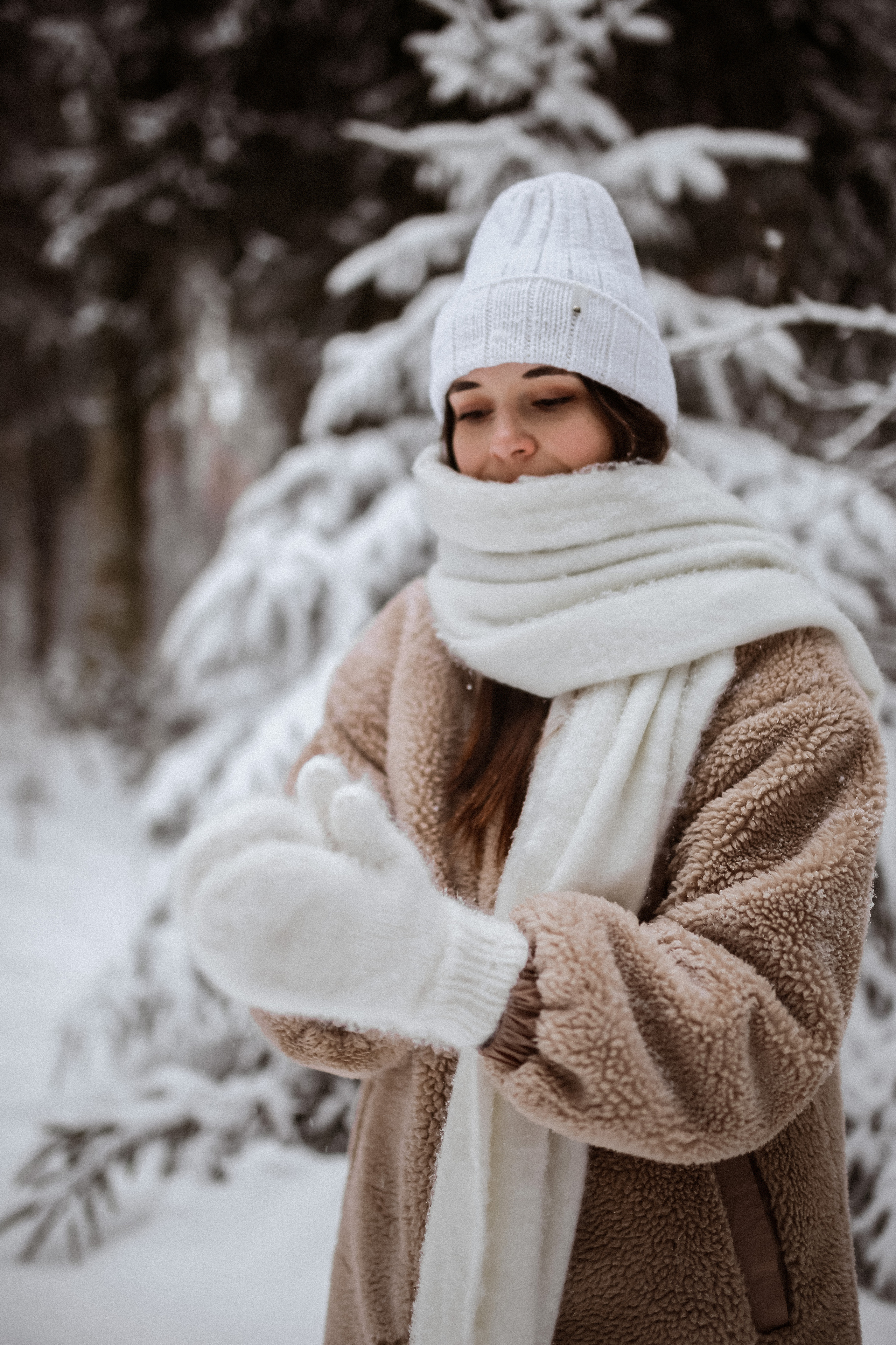 Полина. Съёмка в зимнем лесу. Фотограф НОГИНСК, Москва, Анастасия Белая
