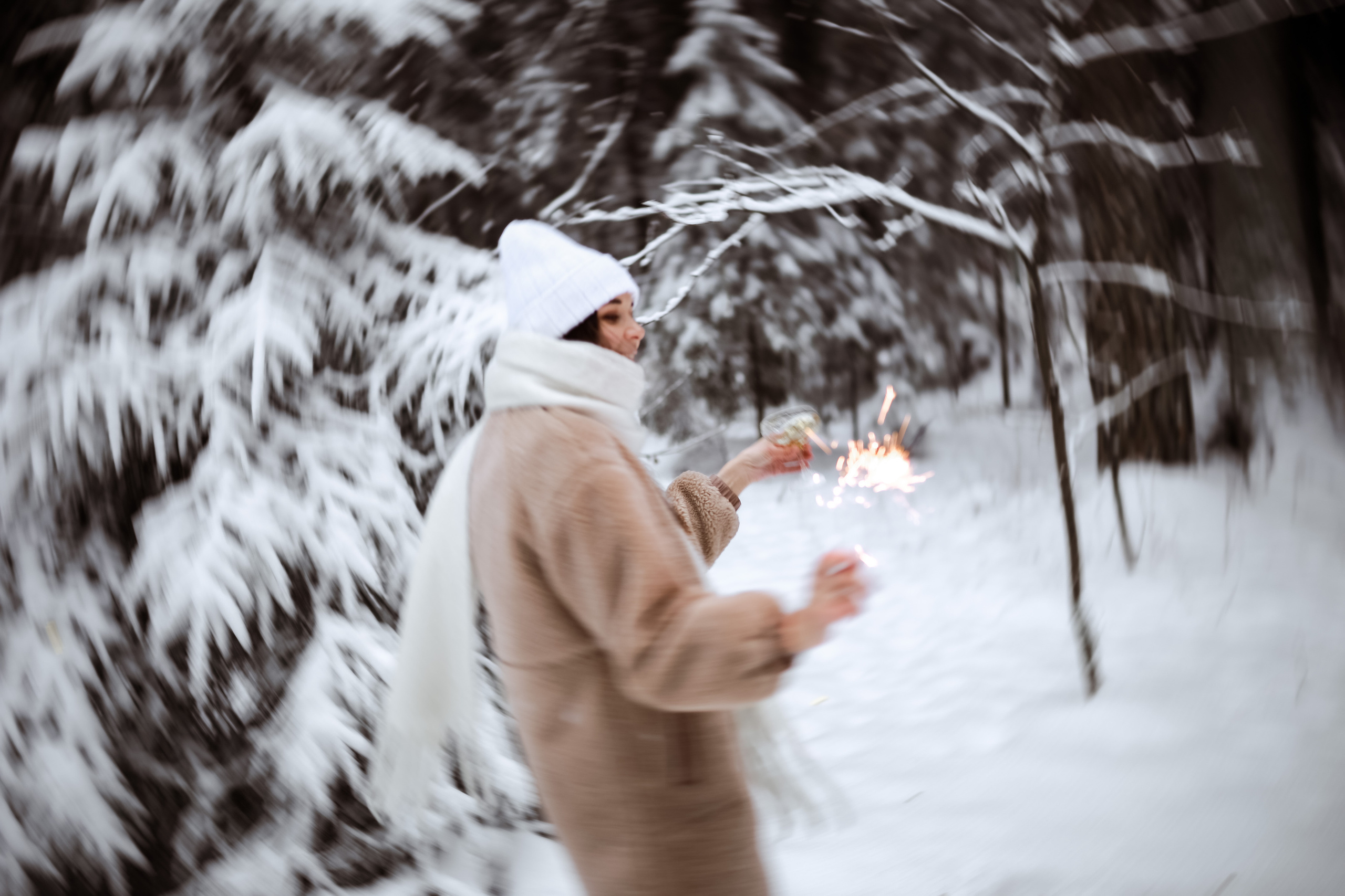 Полина. Съёмка в зимнем лесу. Фотограф НОГИНСК, Москва, Анастасия Белая
