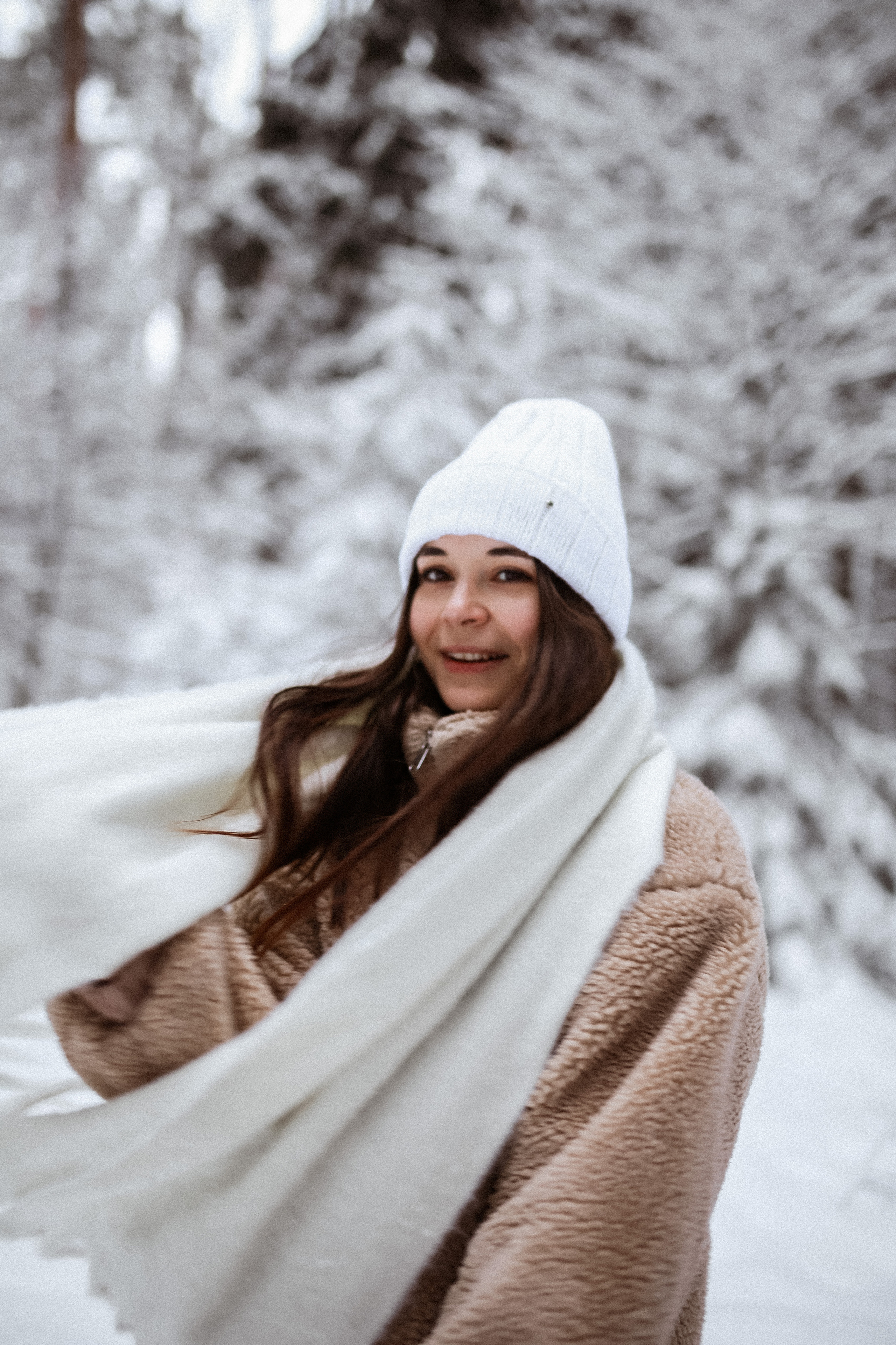 Полина. Съёмка в зимнем лесу. Фотограф НОГИНСК, Москва, Анастасия Белая