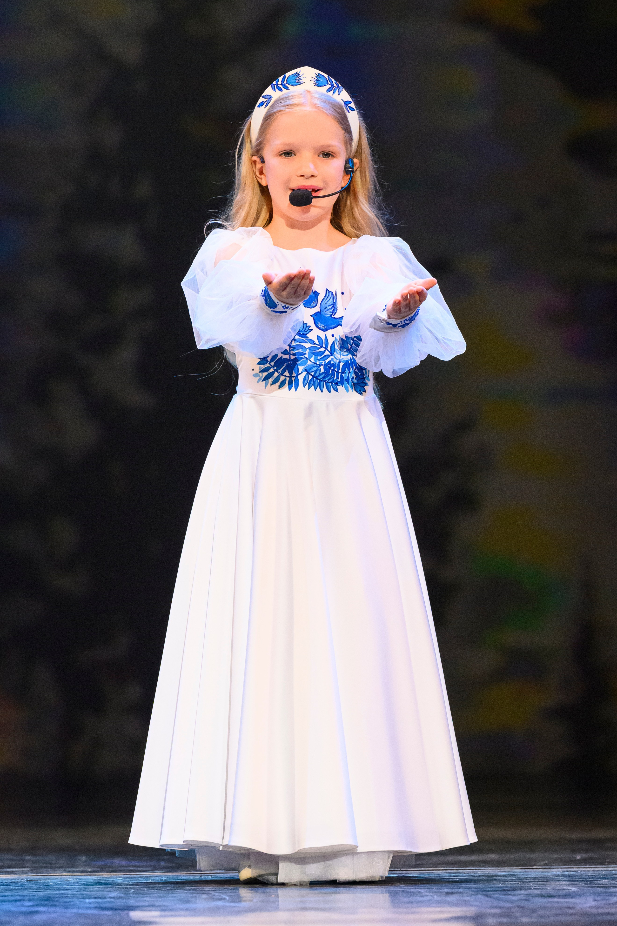 23 апреля, часть 1, БКЗ Октябрьский, г. Санкт-Петербург. Золотое яблочко