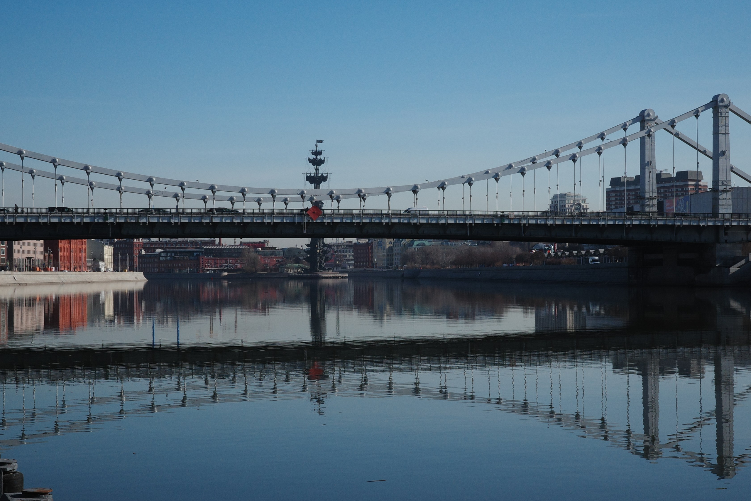 #45: Фрунзенская набережная / март 2026. Проект «Фотокладовка»: блог уличной фотографии в формате street photo