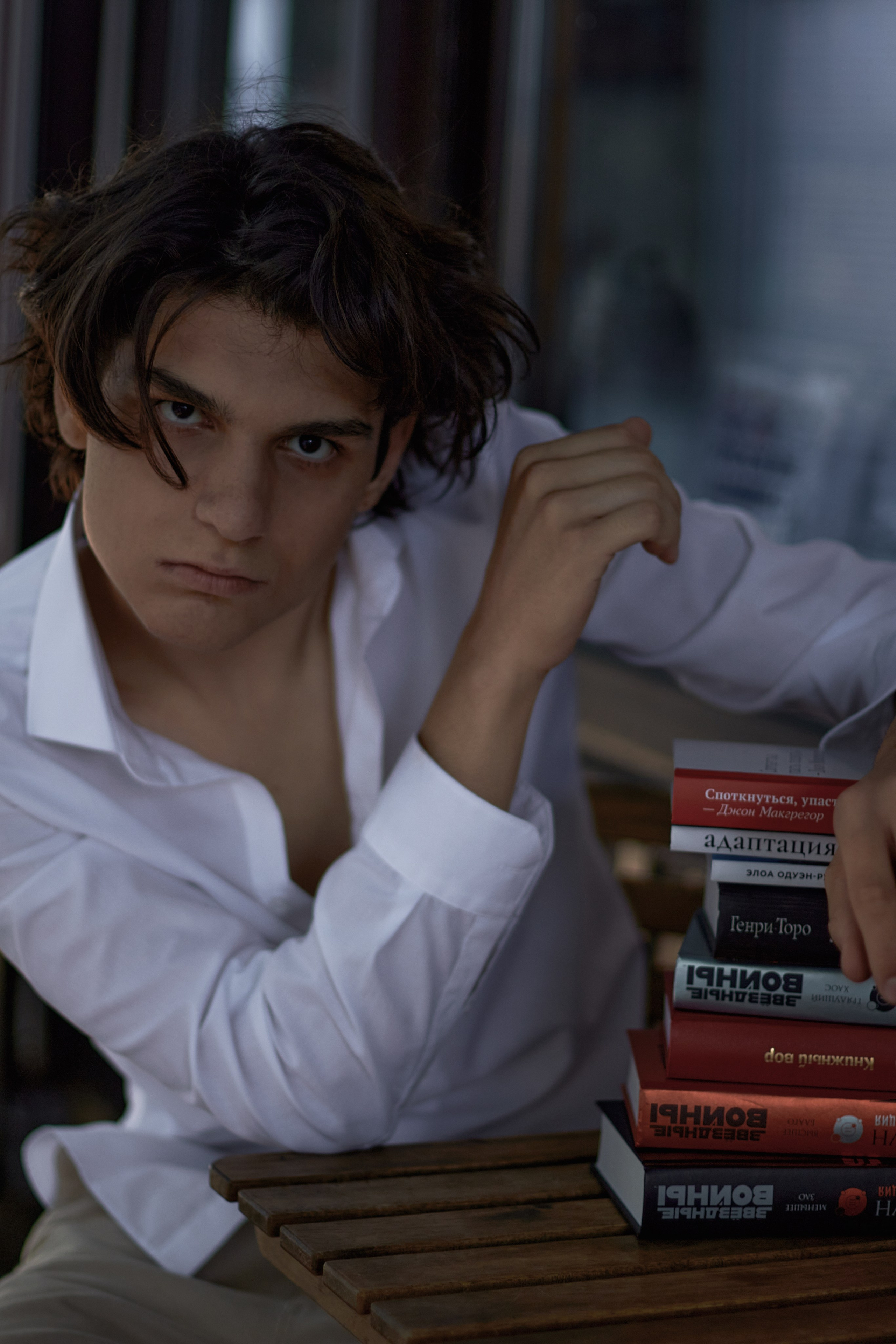 Мужская фотосессия в библиотеке. Семейный и свадебный фотограф в Краснодаре Михеева Светлана