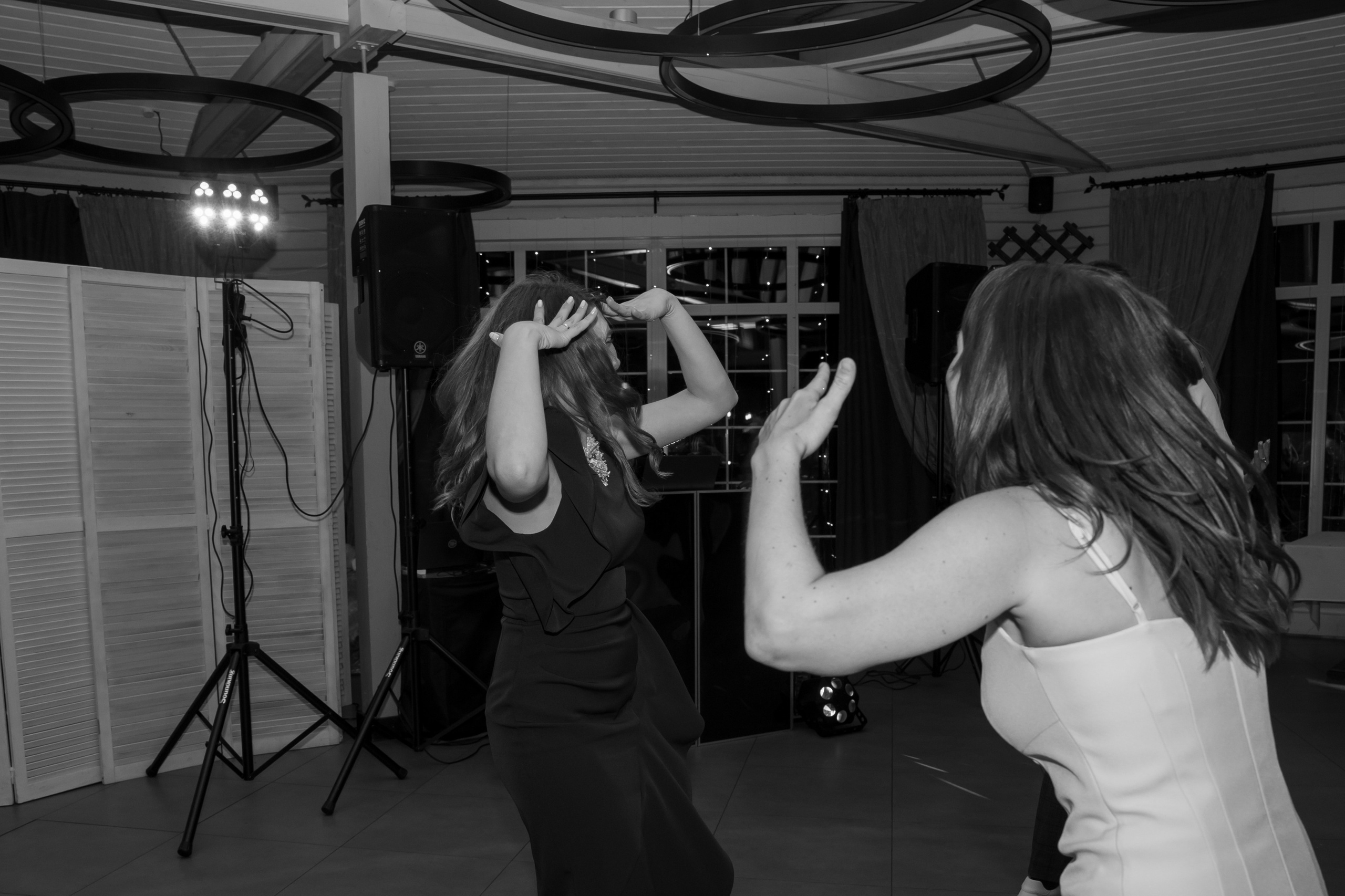 Регистрация в отеле Fish Point, ЗАГС Бутово, прогулка в Остафьево. Свадебный и репортажный фотограф (Москва, Королев и другие)