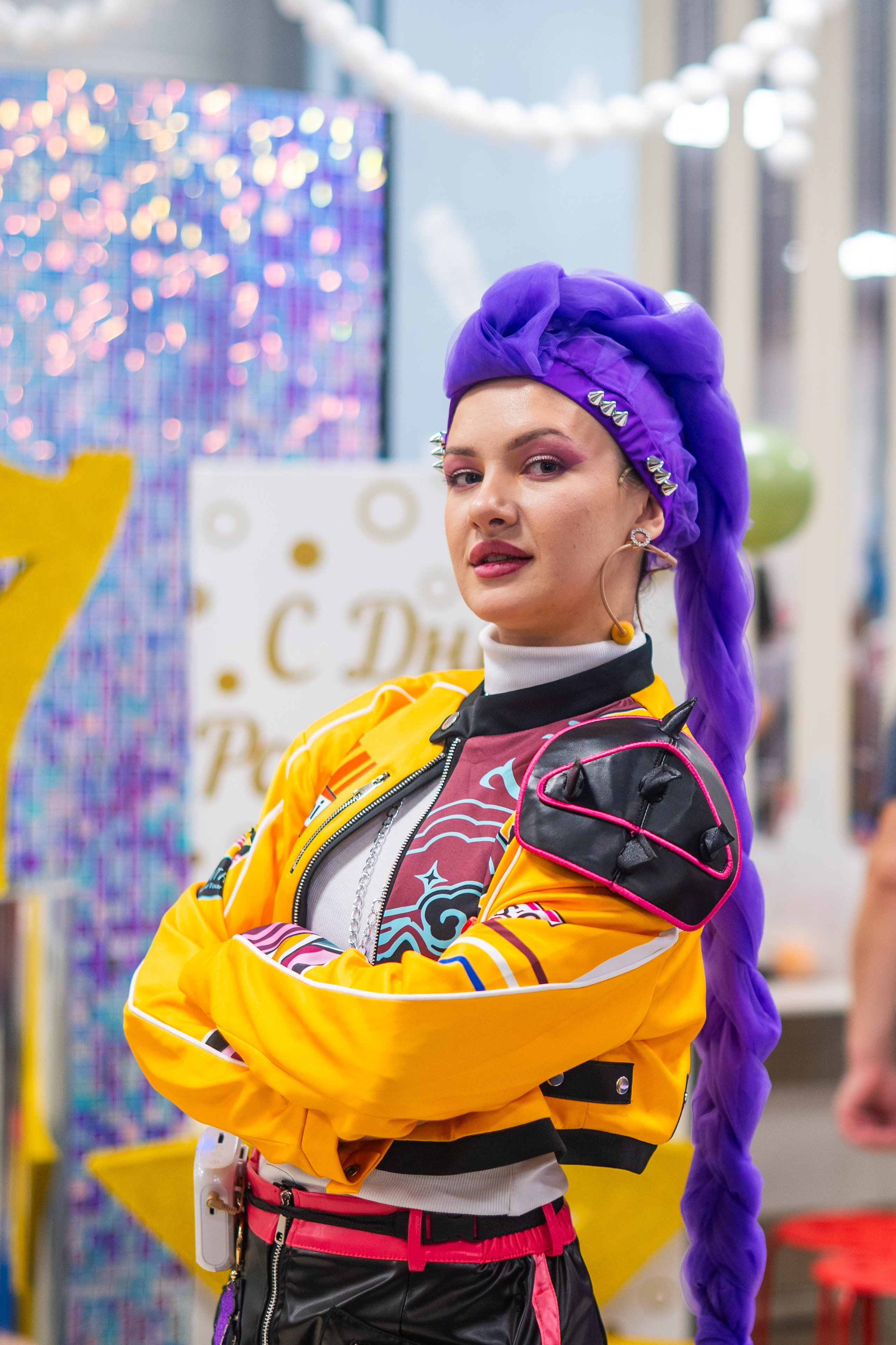 День Рождения Аленочки в Ниндзя Кидс в гости к ней пришла Супер Звезда Руми. Я Ольга Казанцева, фотографирую снимаю ваши киноистории и печатаю фото и цифровые портреты на холсте