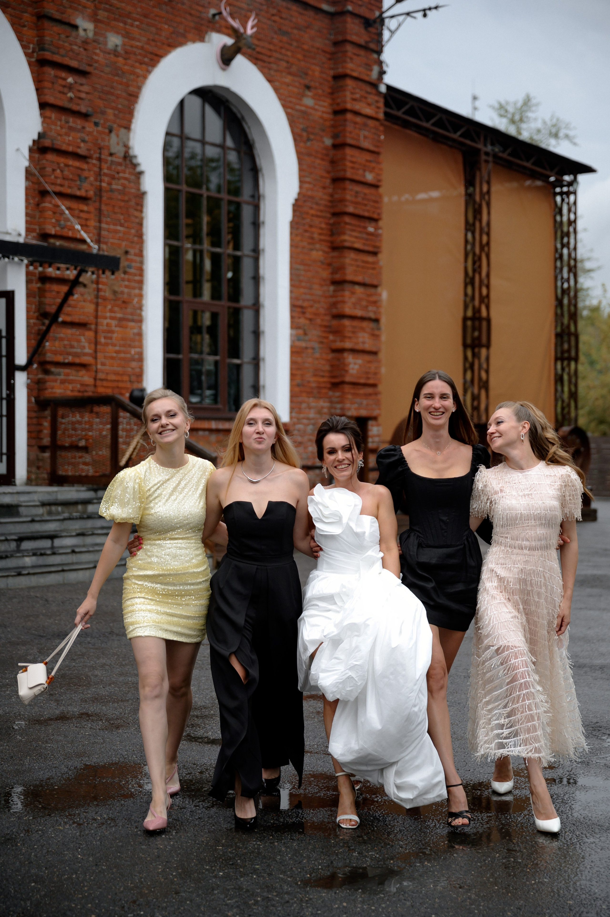 23.08.2024. RETOUCH-HOUSE