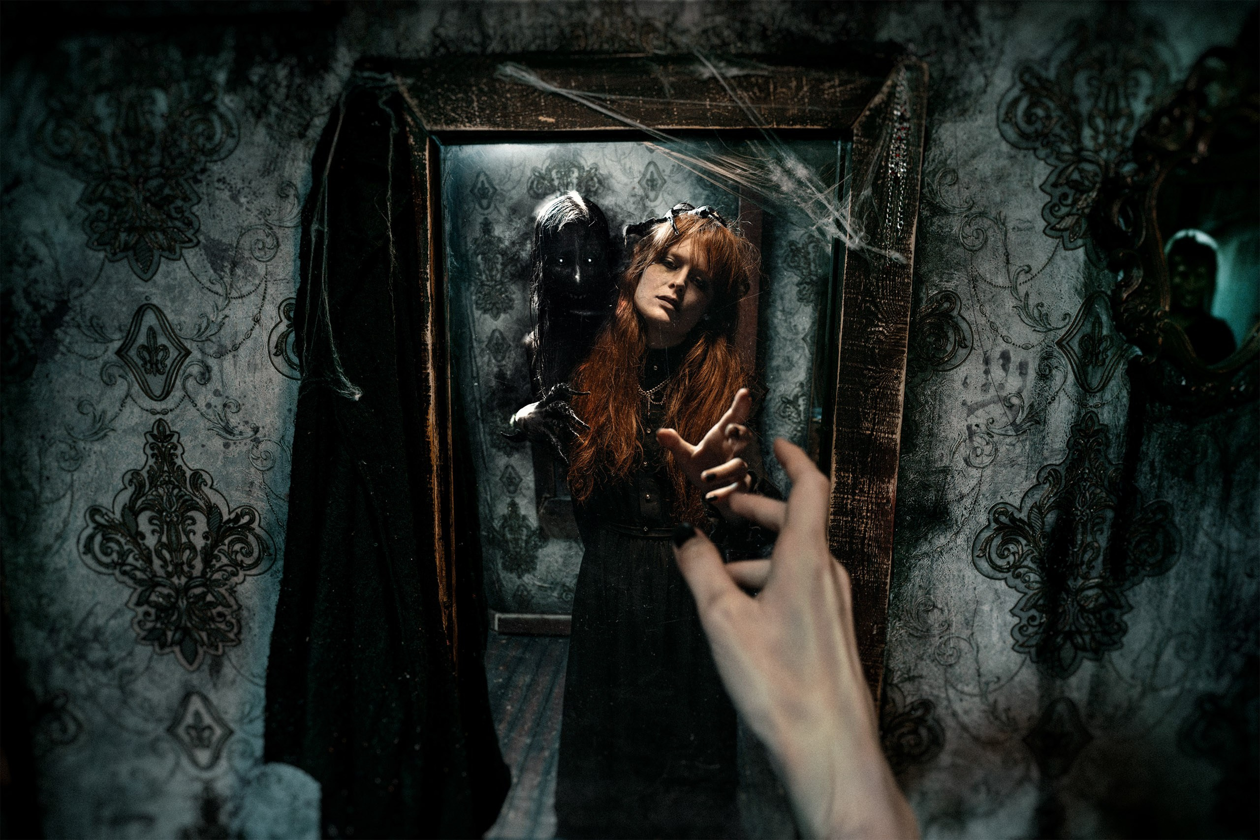 Фотосъёмка для хоррор и экшен квеста. Рекламный фотограф в Москве Алексей Тверяков