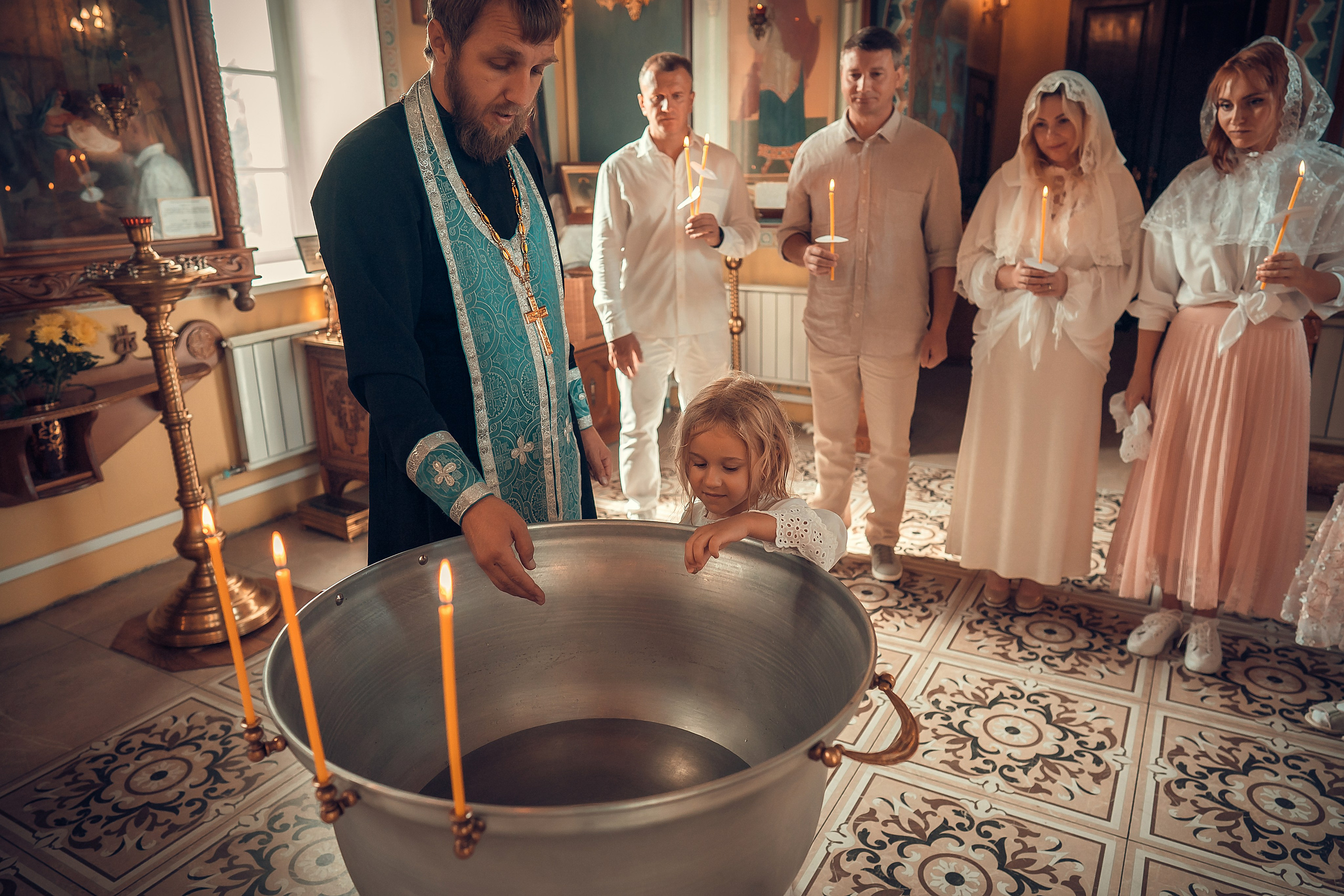 Крещение Даны. Фотограф на Крещение и Венчание в Красноярске Рамазанова Юлия