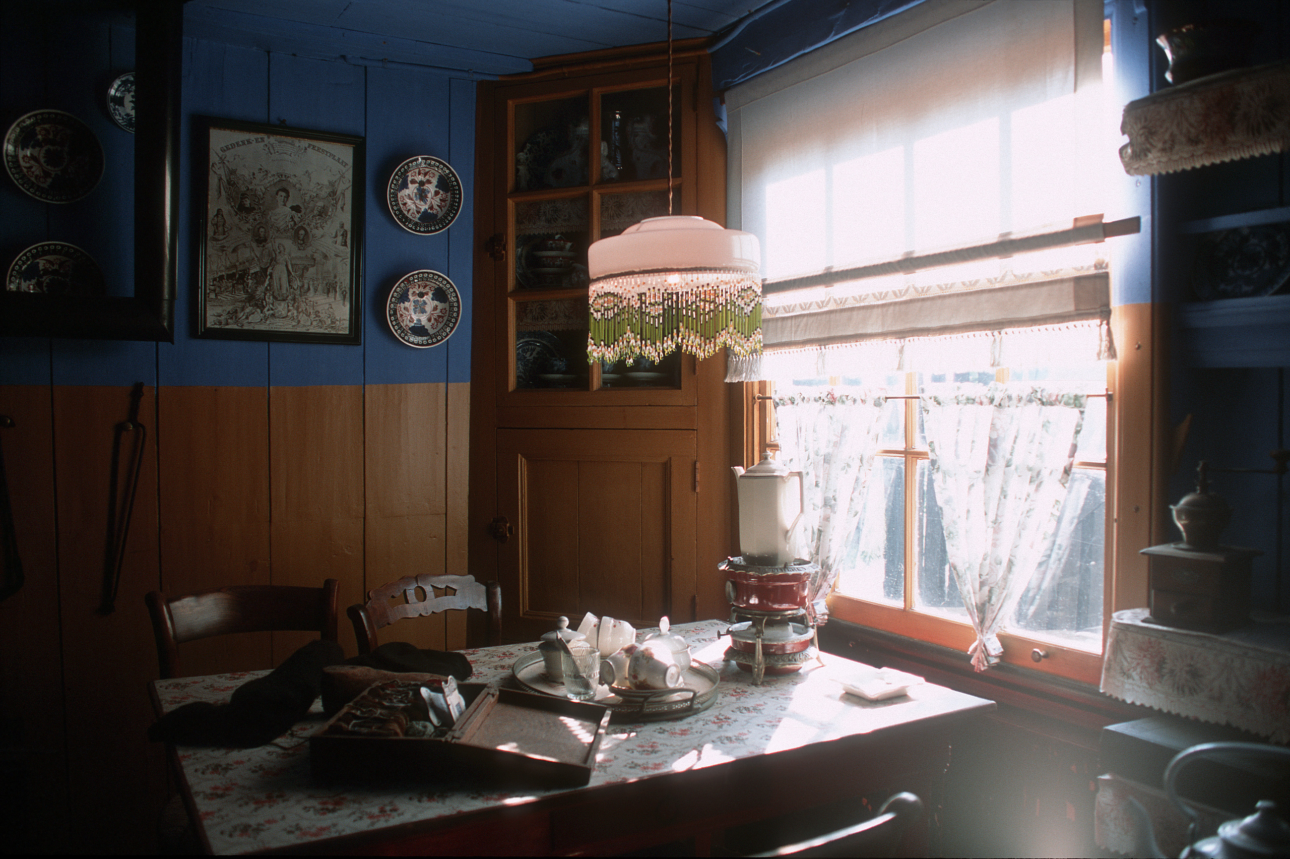 Энкхёйзен. Фотограф Антон Денисенко: Портрет, Документалистика, Пейзаж. Москва