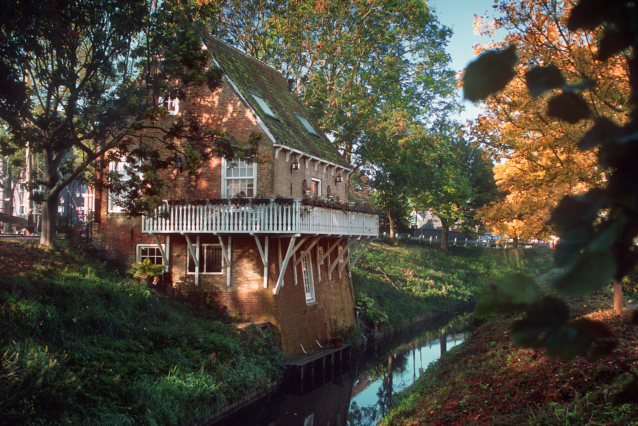 Энкхёйзен. Фотограф Антон Денисенко: Портрет, Документалистика, Пейзаж. Москва