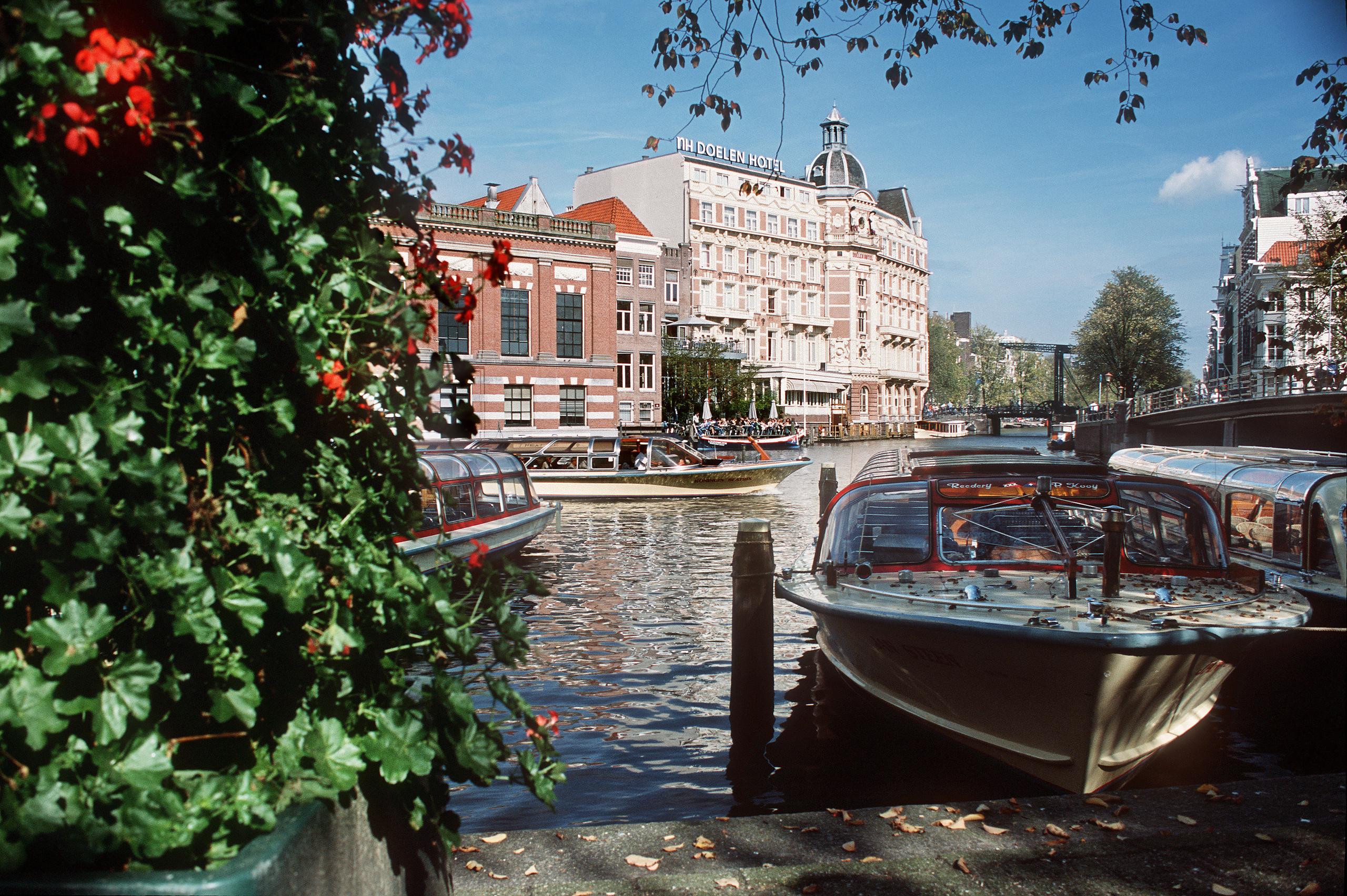 Амстердам II. Фотограф Антон Денисенко: Портрет, Документалистика, Пейзаж. Москва