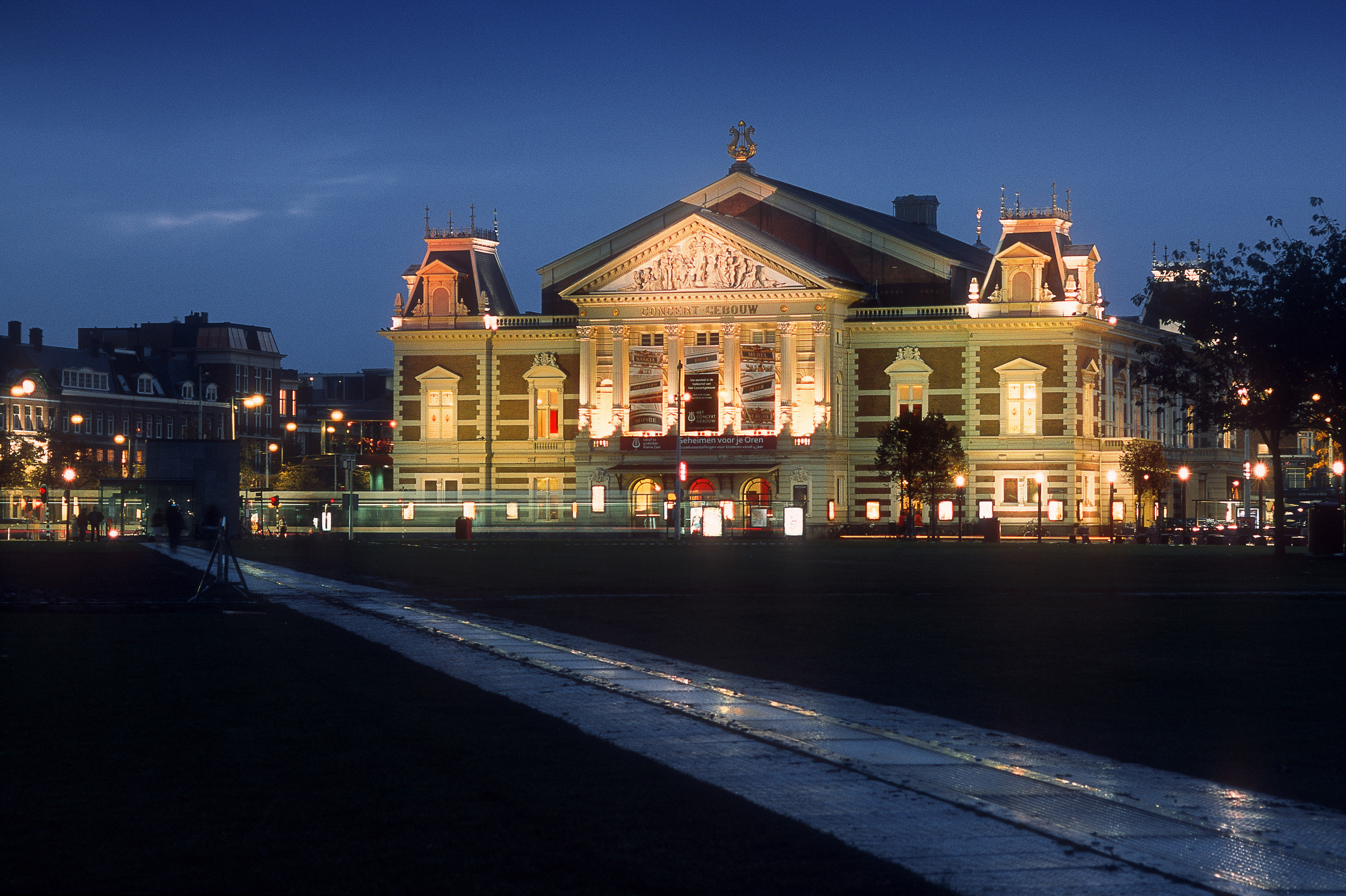 Амстердам II. Фотограф Антон Денисенко: Портрет, Документалистика, Пейзаж. Москва