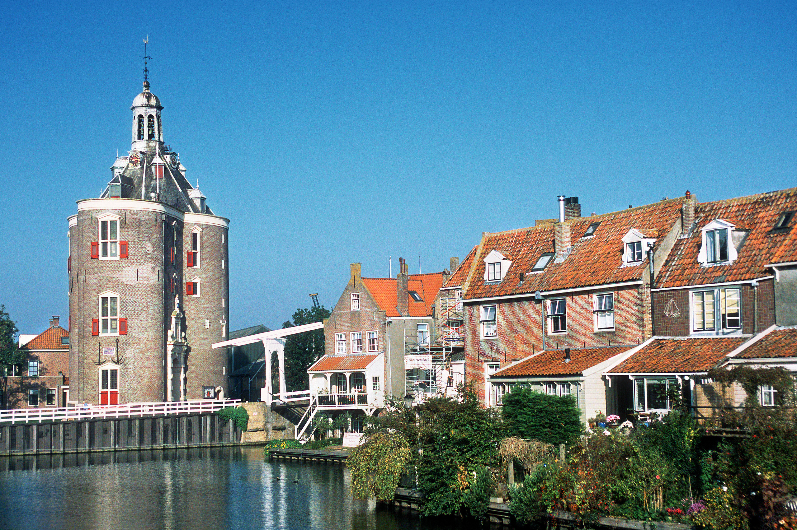 Энкхёйзен. Фотограф Антон Денисенко: Портрет, Документалистика, Пейзаж. Москва