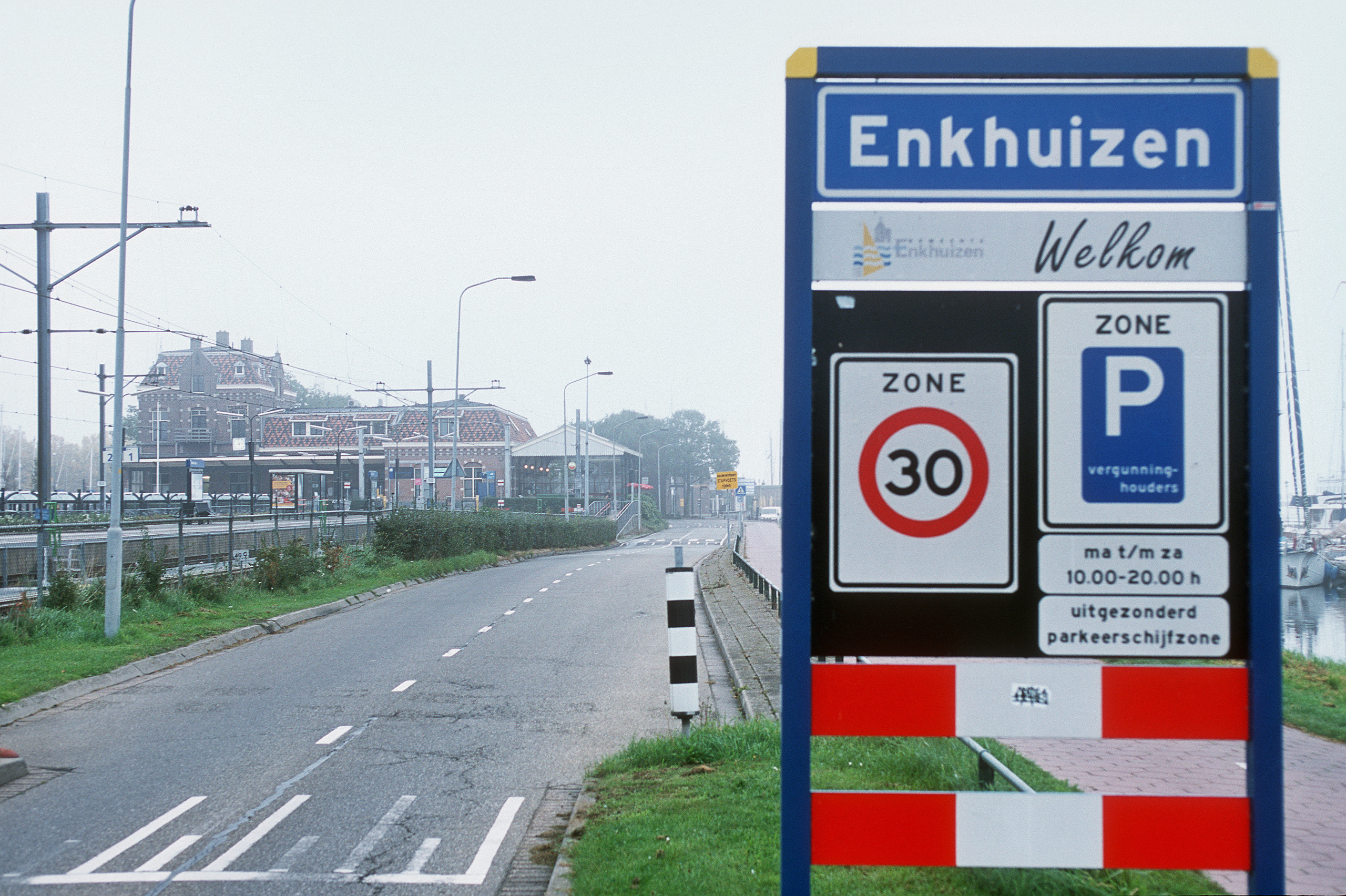 Энкхёйзен. Фотограф Антон Денисенко: Портрет, Документалистика, Пейзаж. Москва