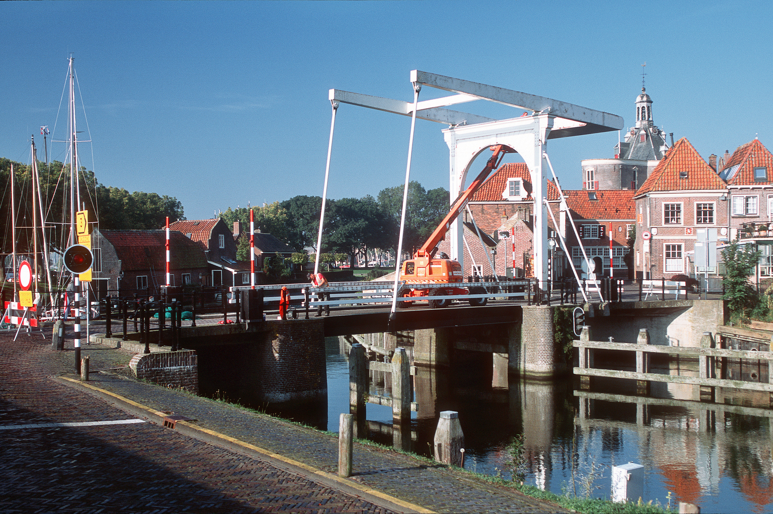 Энкхёйзен. Фотограф Антон Денисенко: Портрет, Документалистика, Пейзаж. Москва