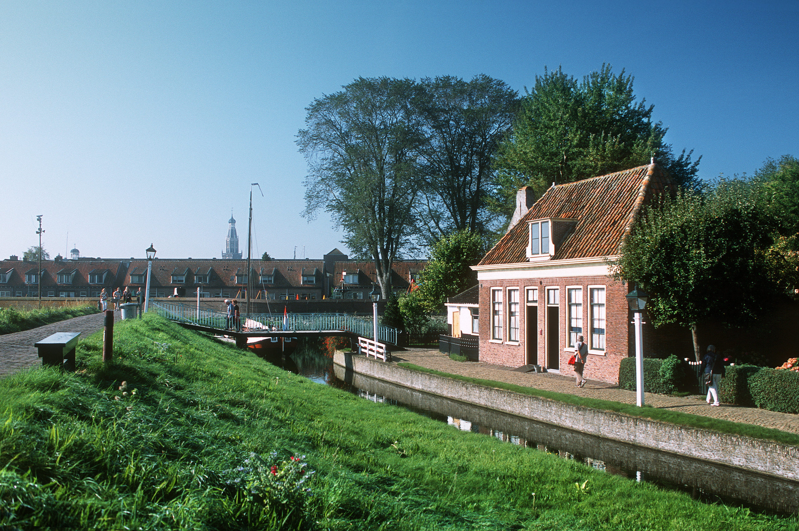 Энкхёйзен. Фотограф Антон Денисенко: Портрет, Документалистика, Пейзаж. Москва
