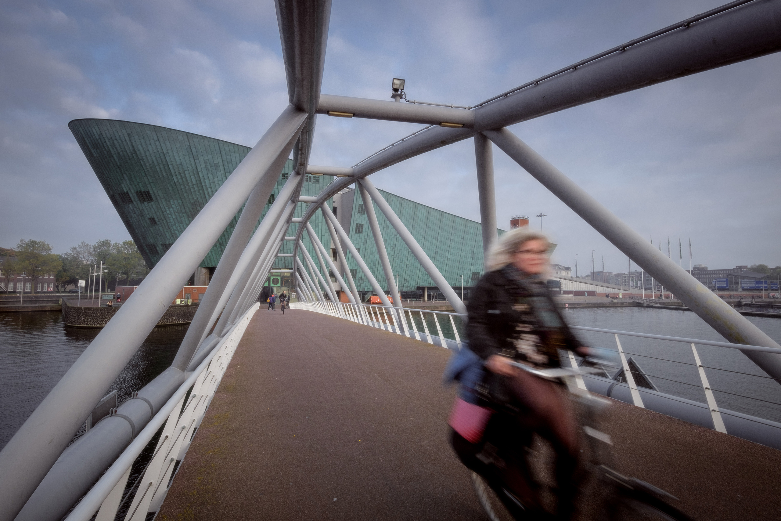 Амстердам I. Фотограф Антон Денисенко: Портрет, Документалистика, Пейзаж. Москва