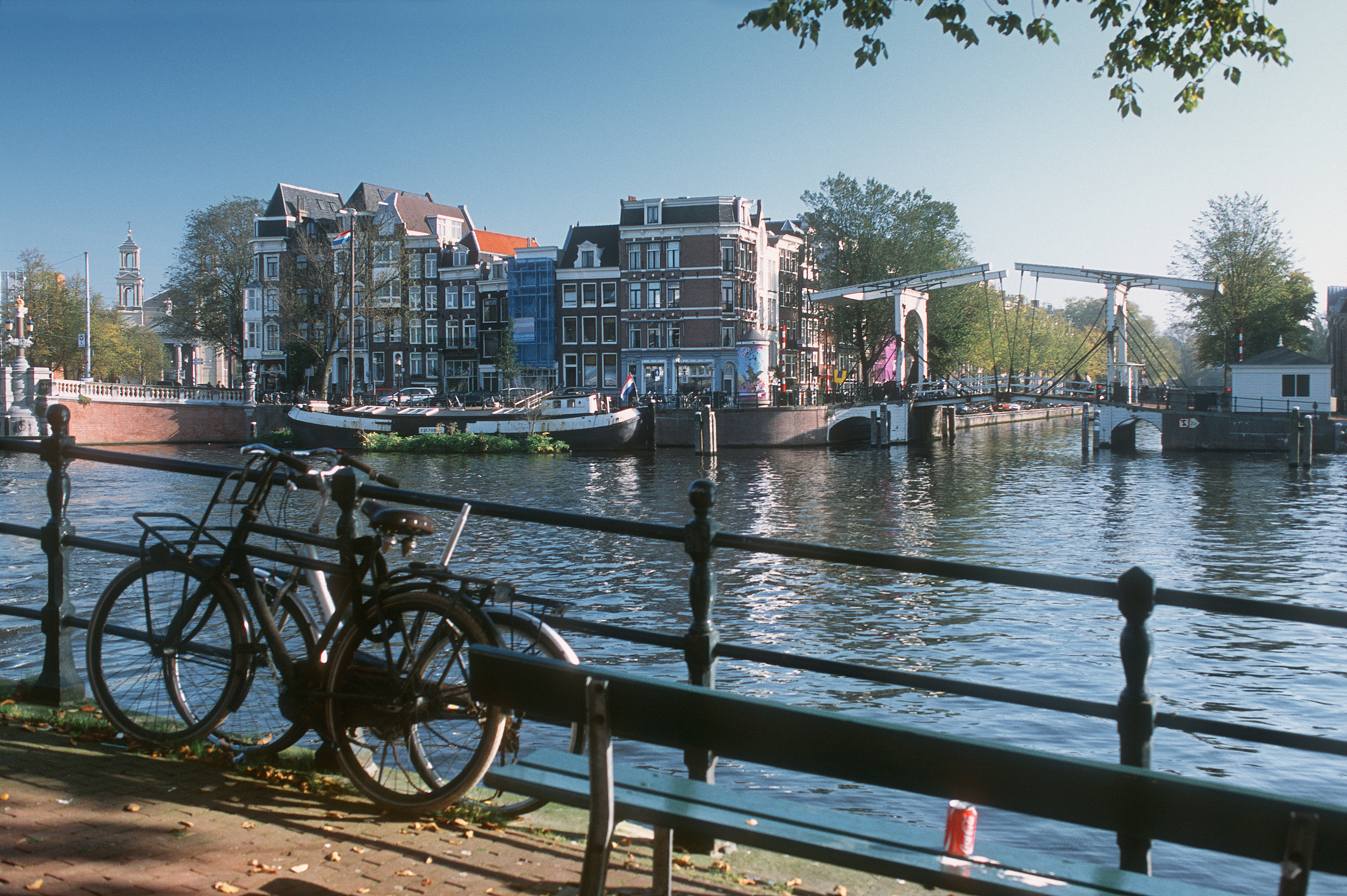 Амстердам II. Фотограф Антон Денисенко: Портрет, Документалистика, Пейзаж. Москва