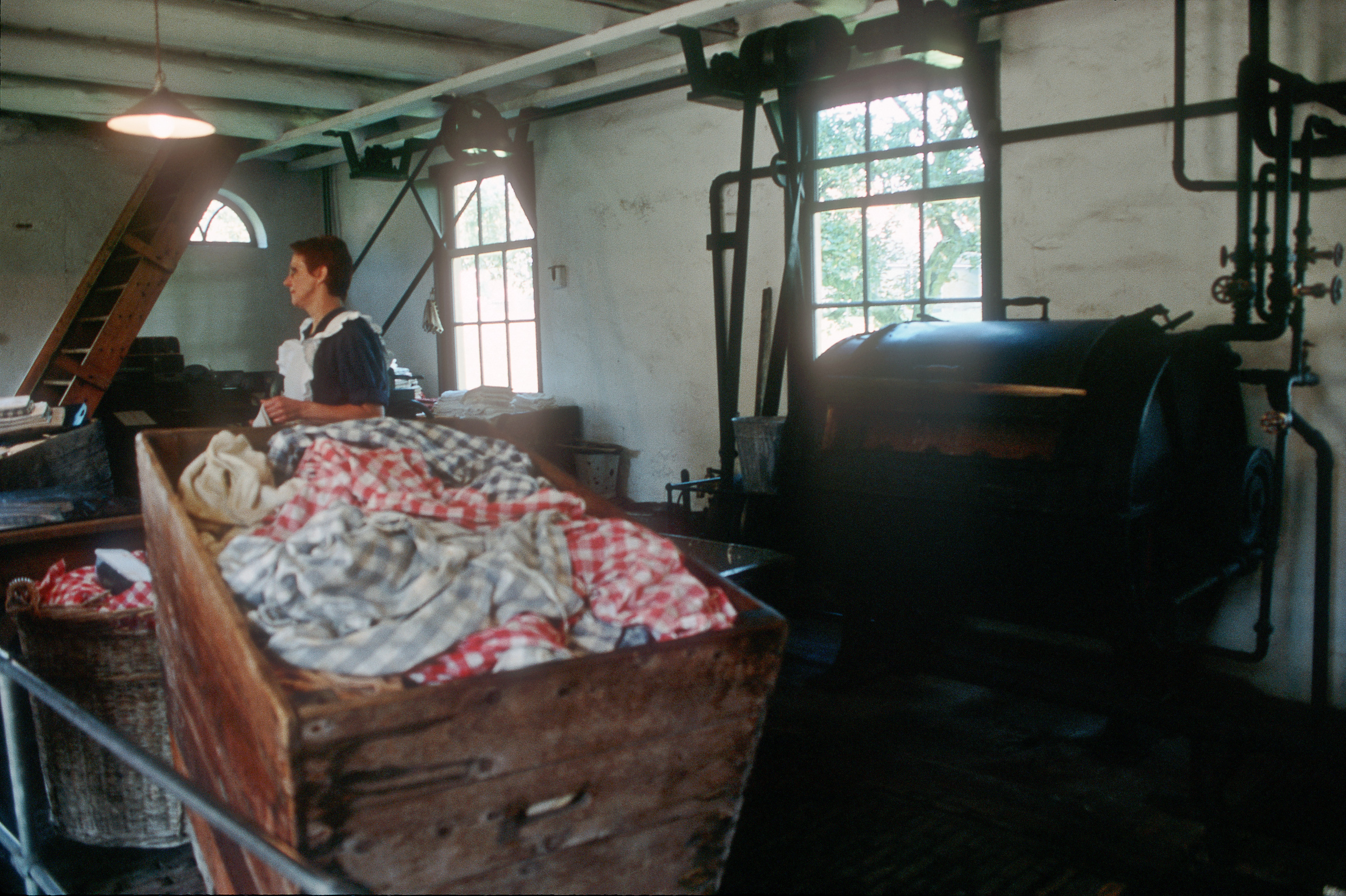 Энкхёйзен. Фотограф Антон Денисенко: Портрет, Документалистика, Пейзаж. Москва