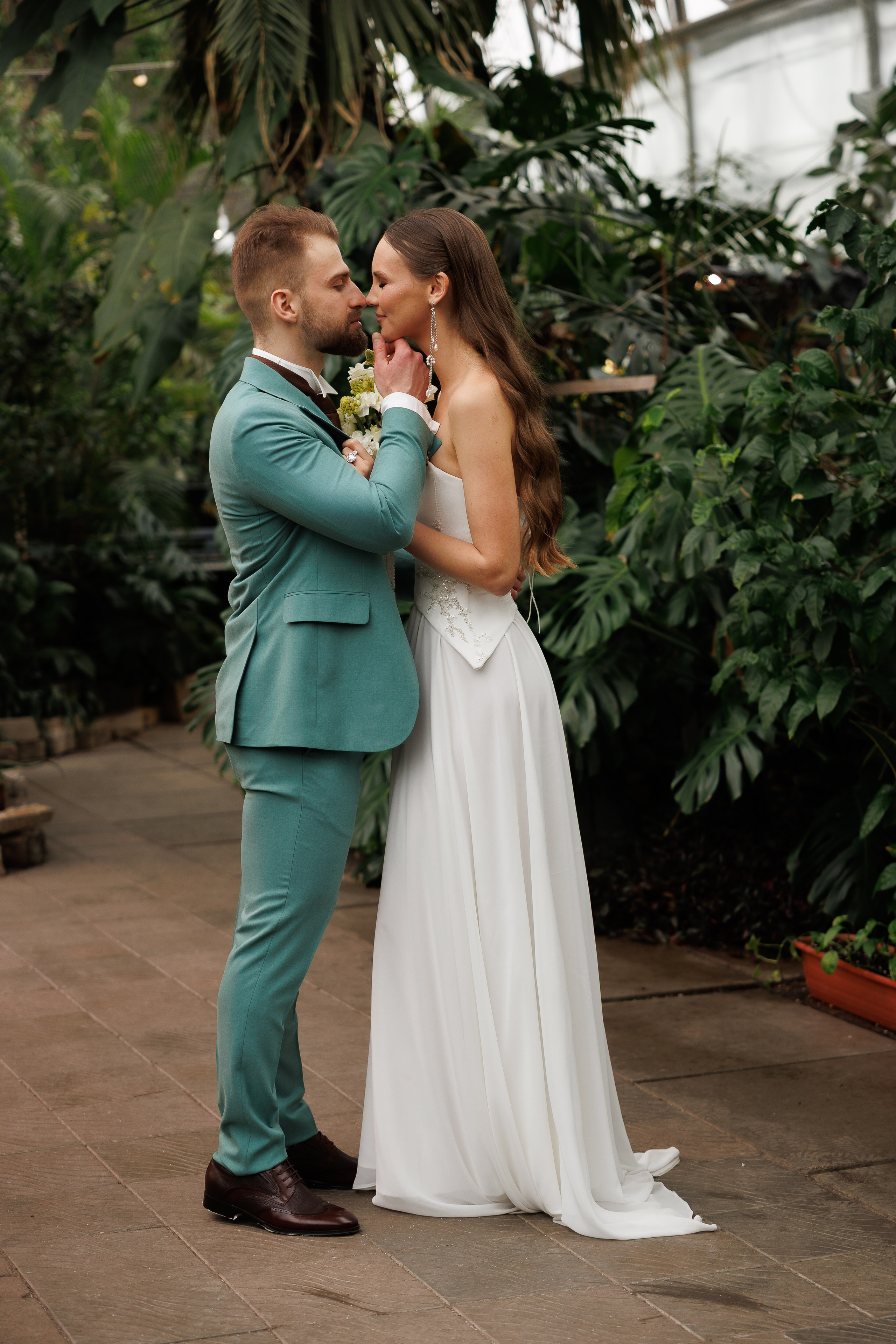 Свадебная прогулка в оранжерее. Питер. Свадебный и семейный фотограф в Москве Красинская Мария