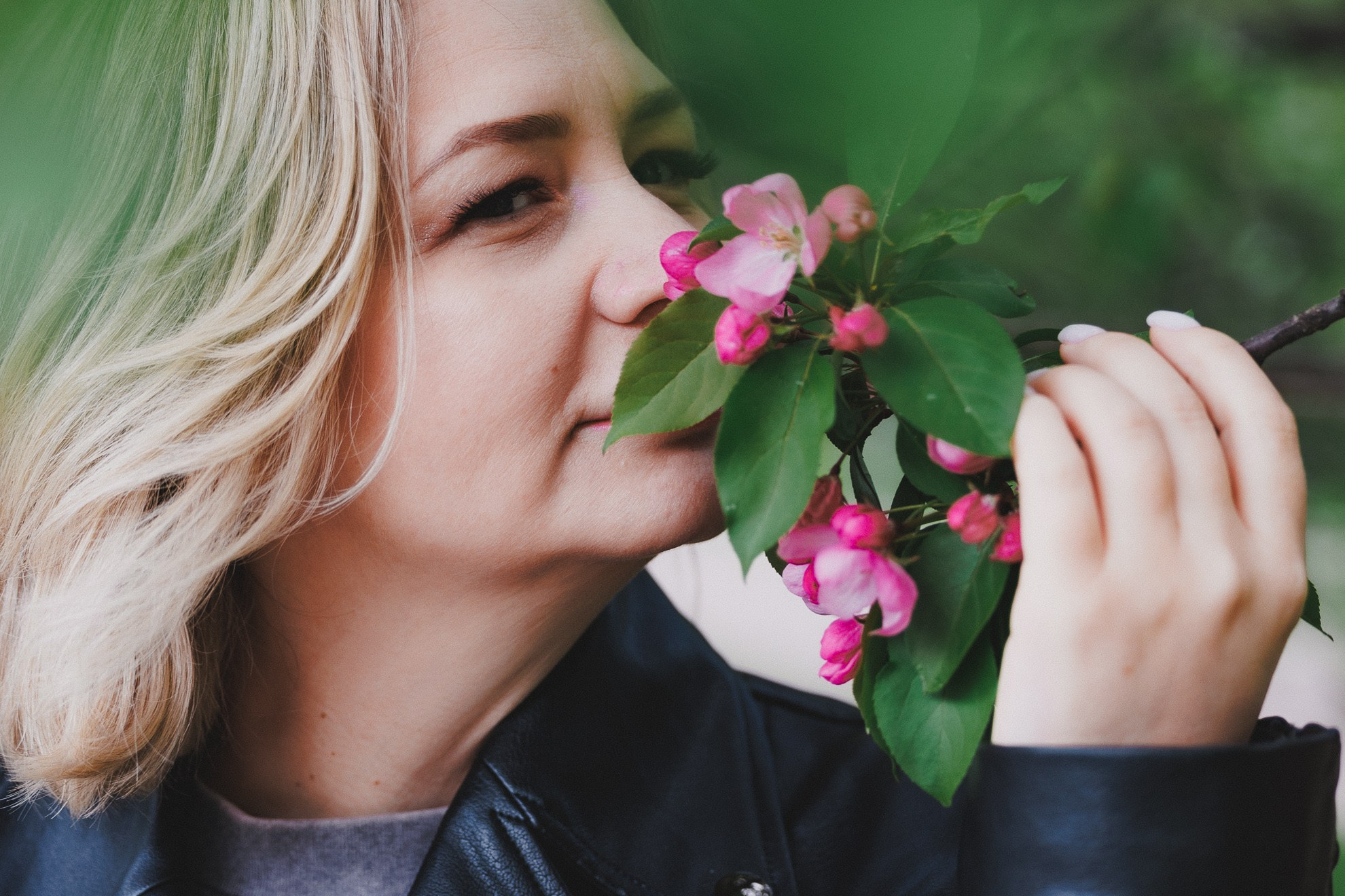 Цветение сакуры в Екатерининском парке. Свадебный и семейный фотограф в Москве Красинская Мария