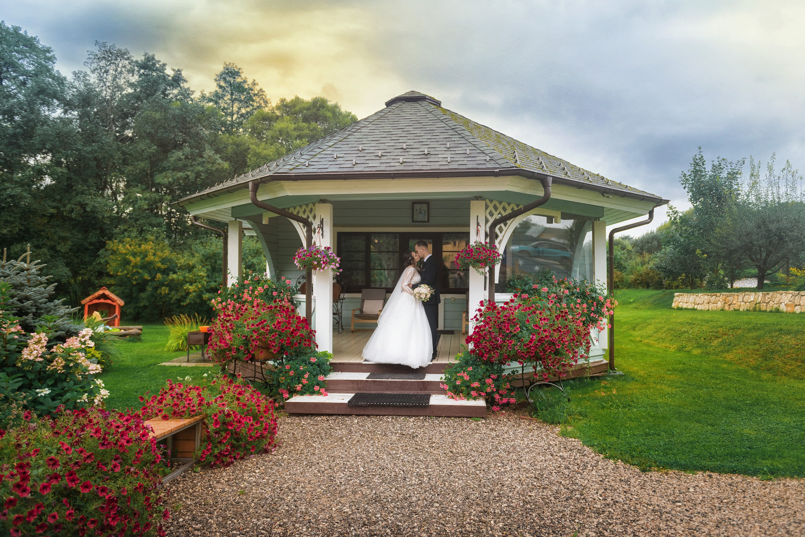 Фотографии. Творческая студия «Махавик». Свадебная фото и видеосъёмка в Подольске