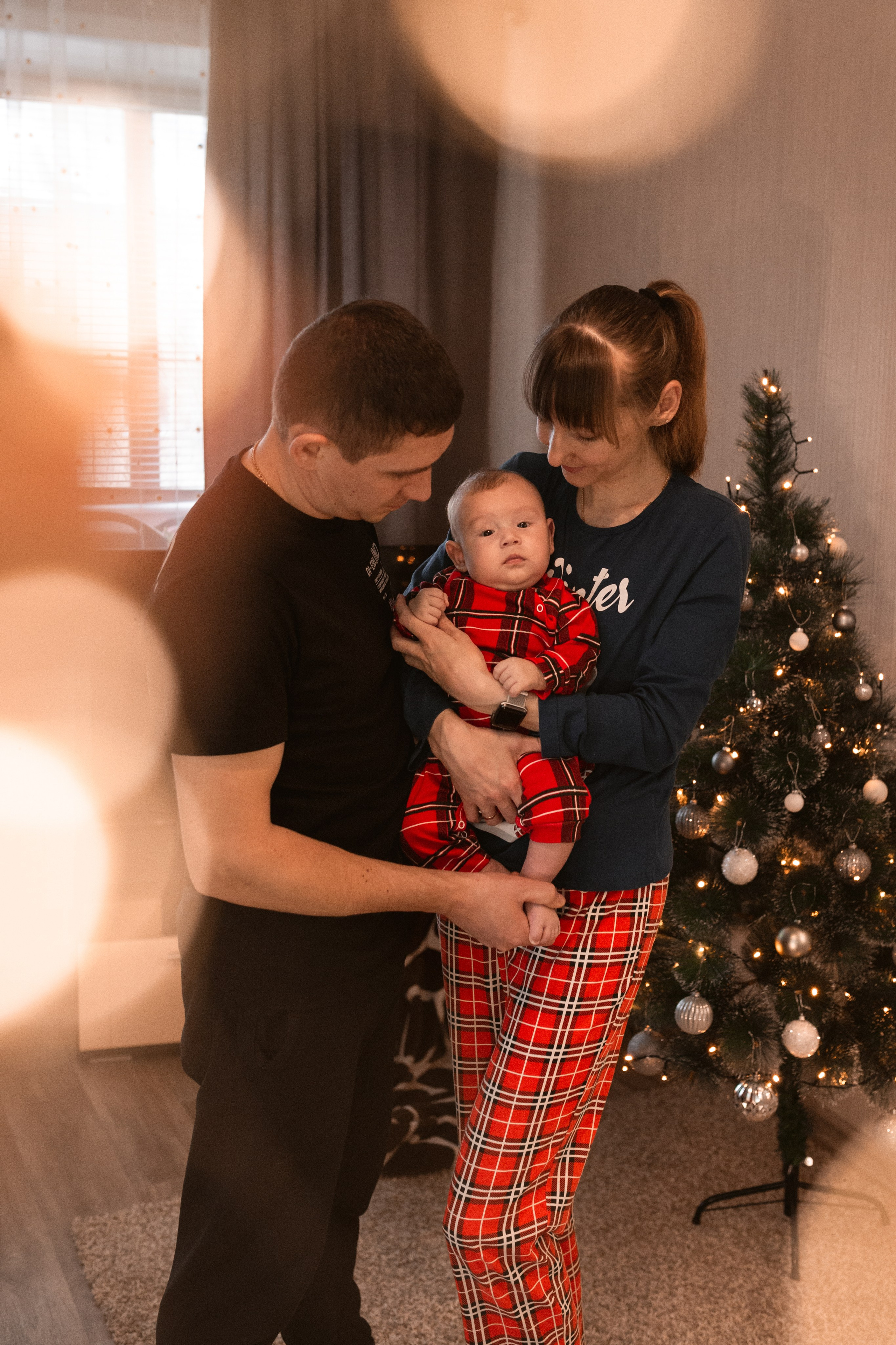 #фотографтольятти #фотографтлт #семейнаяфотосессия #домашняяфотосессиятольятти #мамытольятти #тлт #тольятти #фотоистория #семейныетрадиции #новогодняяфотосессиятольятти #фотограф