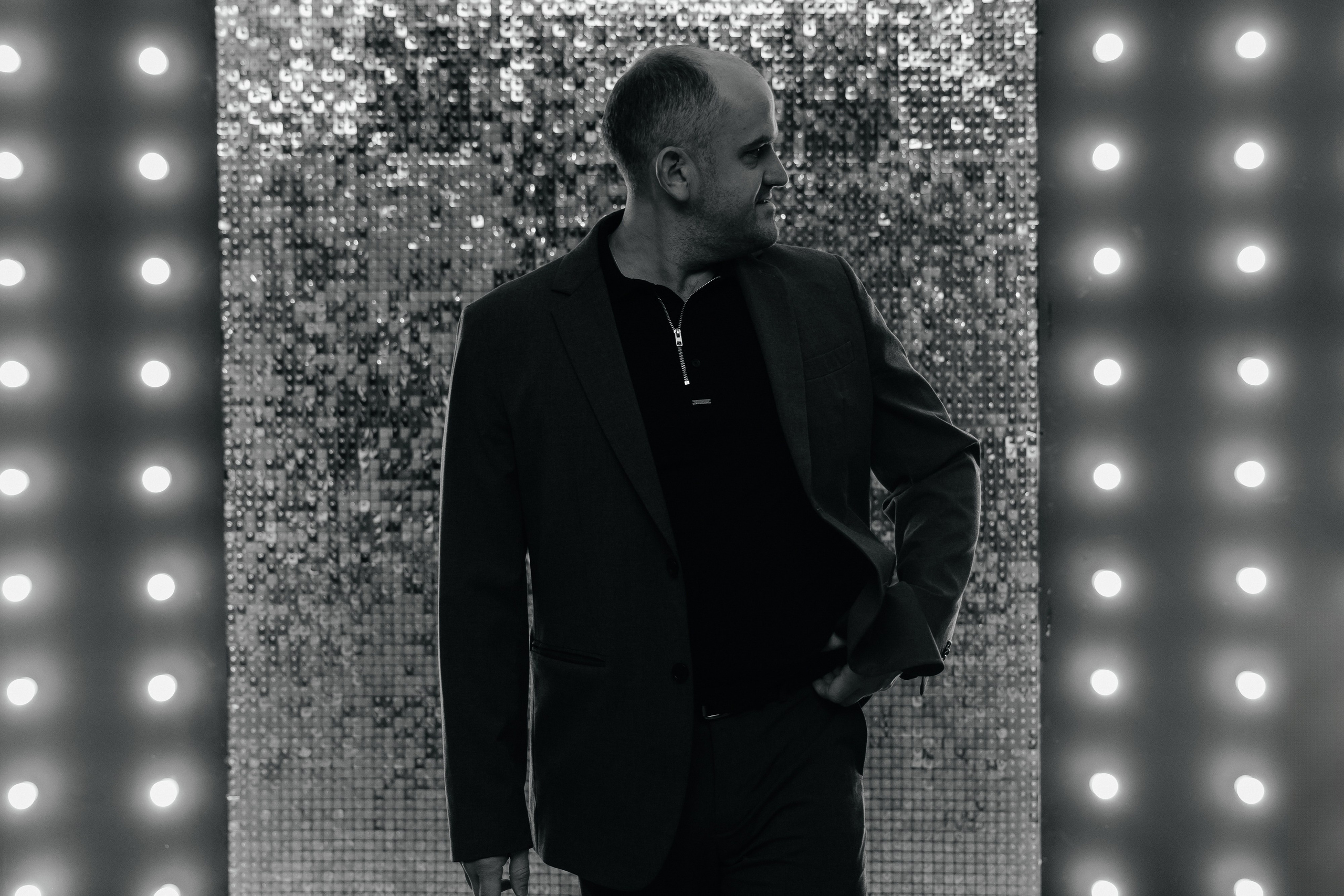 Корпоративная фотосъемка для кафе GARAGE | Новый год 2025 | Минск. Свадебный фотограф в Минске/Беларуси Сергей Спиридонов