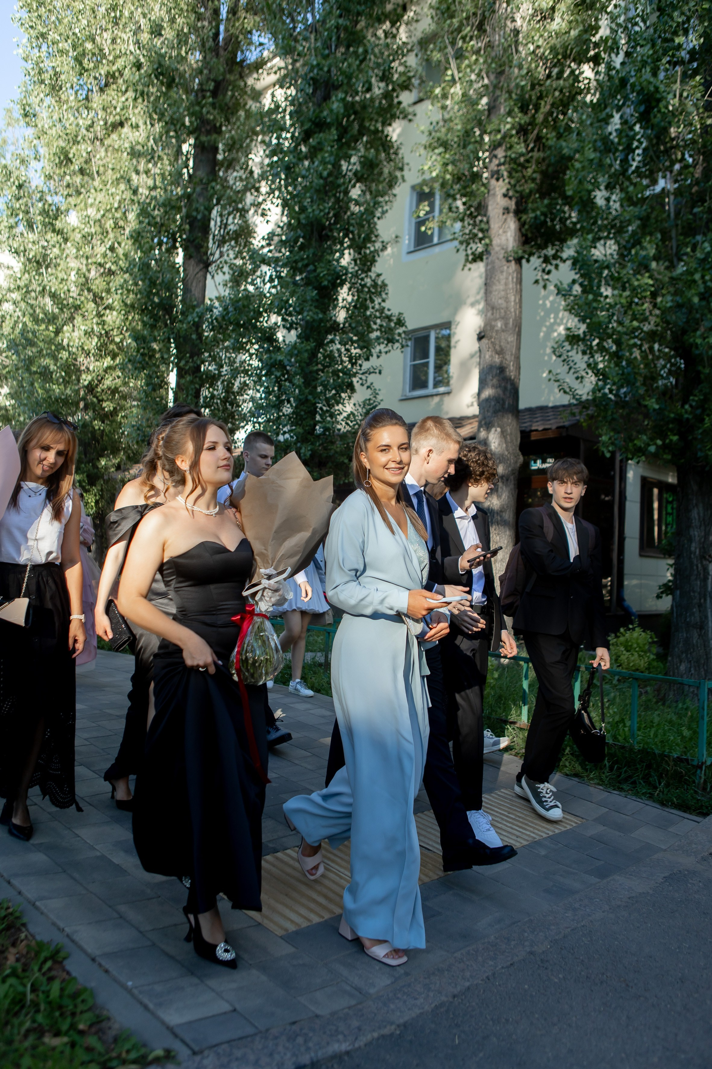 Выпускной Гимназия 12 2024 г. Свадебный и портретный Фотограф в Липецке Дмитрий Котюков