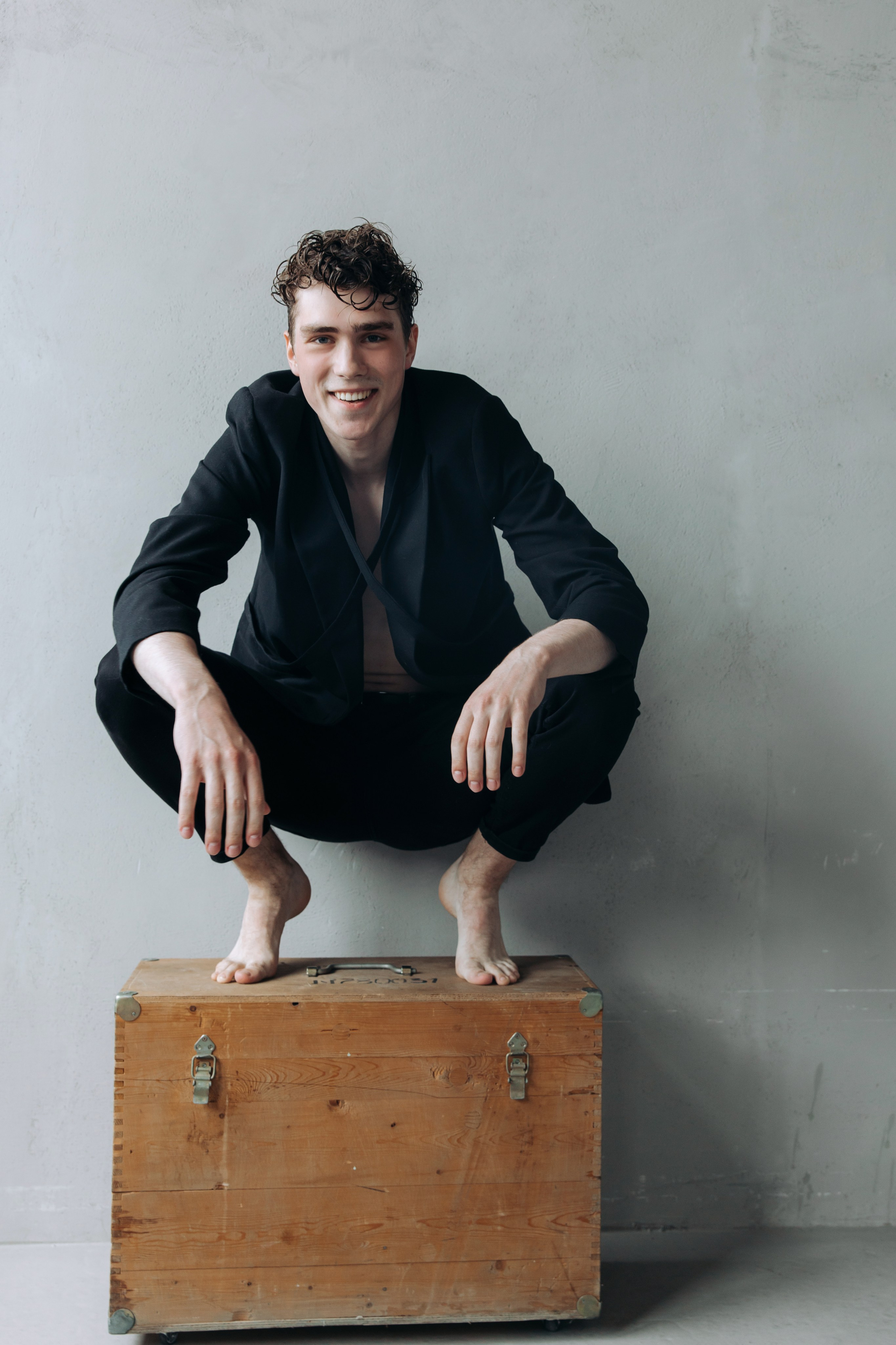 Саша. Главная