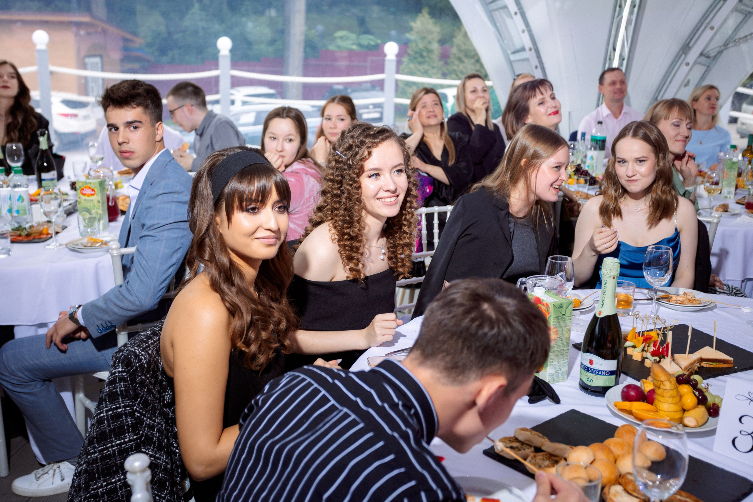 ВЫПУСКНОЙ: Волки-Липки. Все фото. Профессиональный фотограф в Ижевске Леша Петров