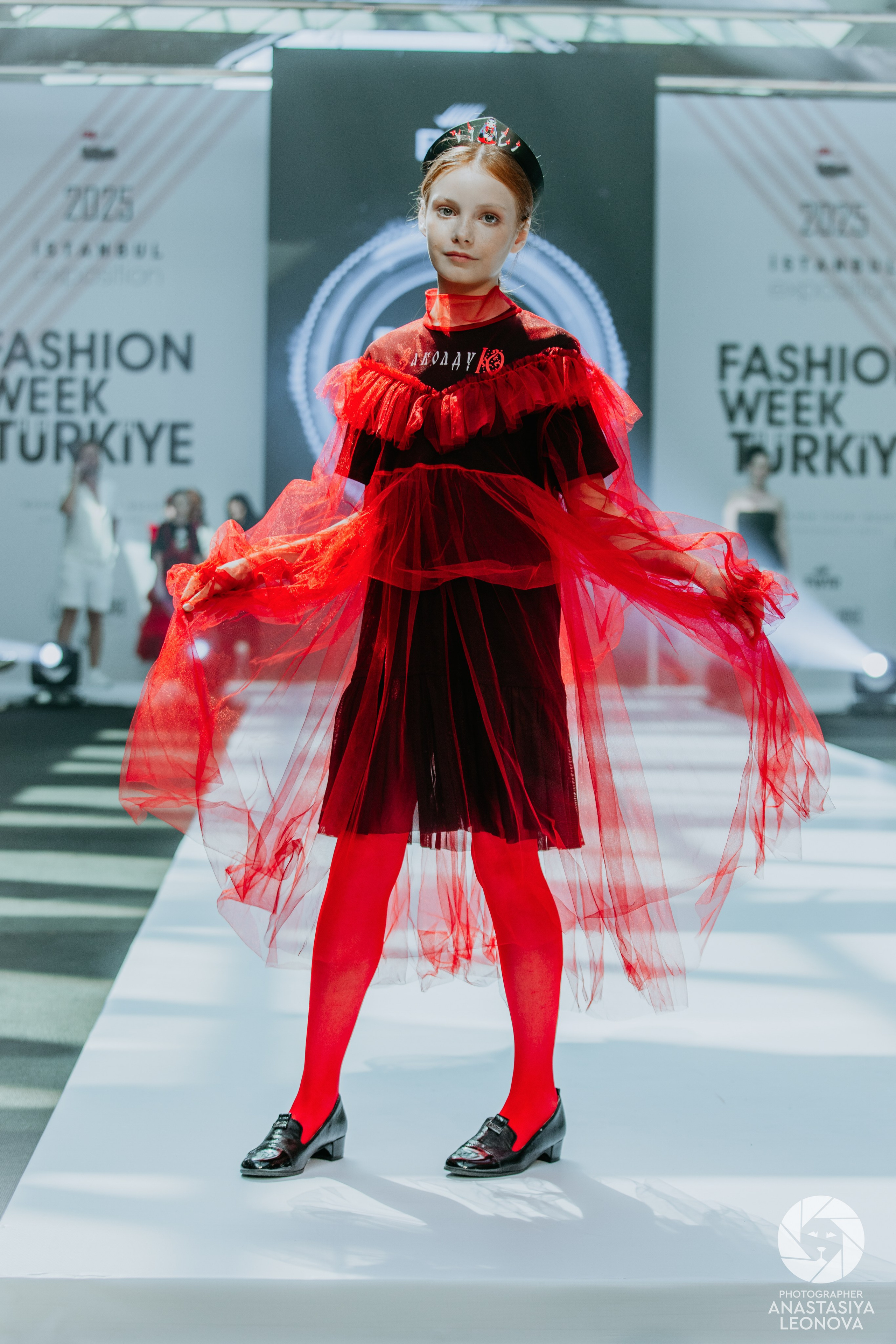 Fashion Week Türkiye [spring, 2025]. Anastasia Leonowa