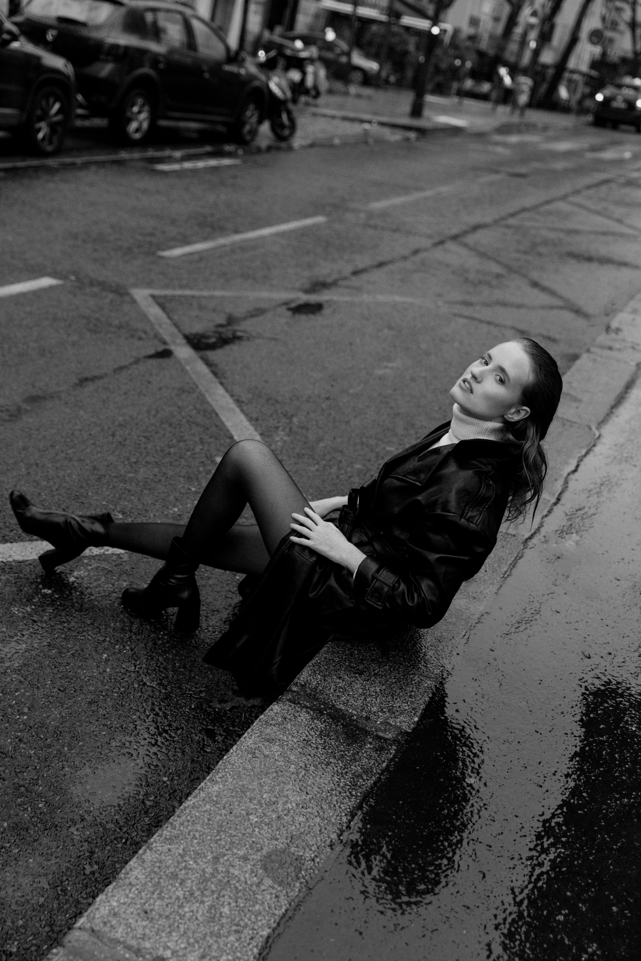 Femme fatale. Photographer in Paris