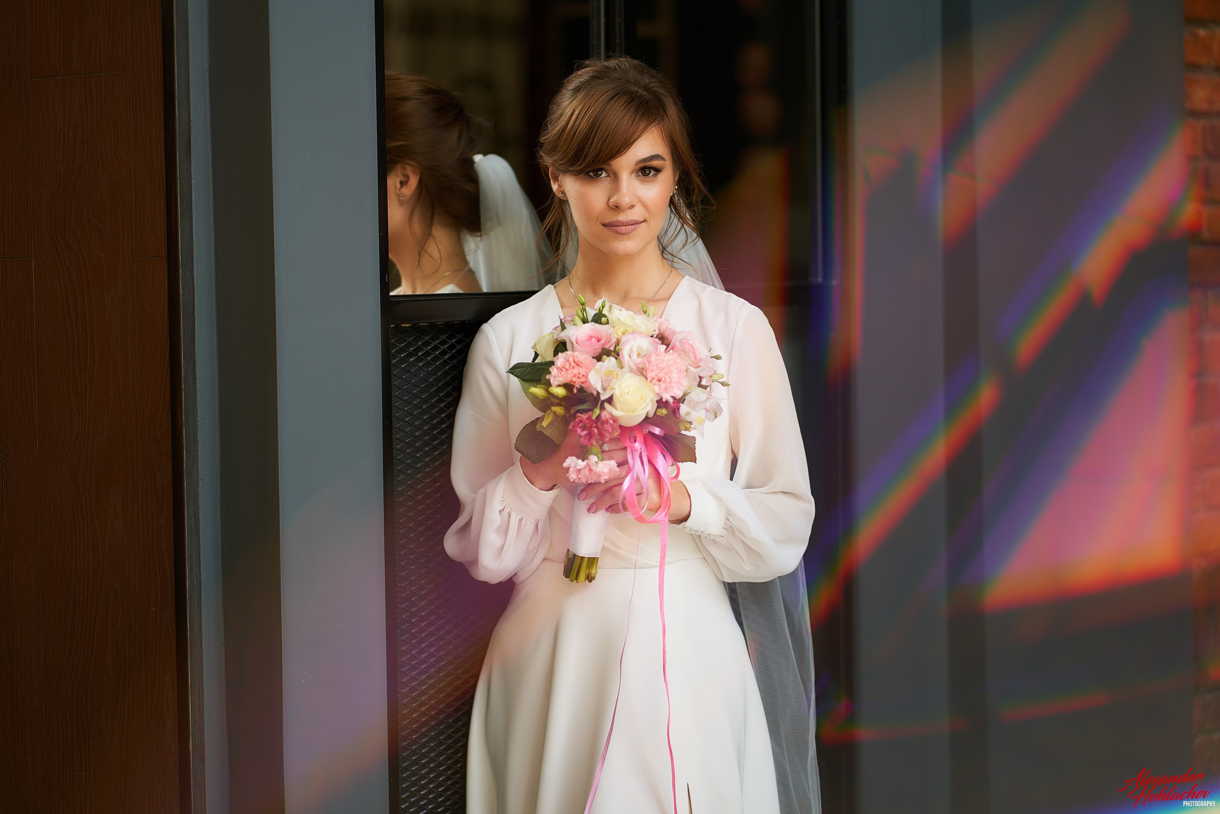 Свадебная прогулка в Уральске. Фотограф в Уральске Александр Хохлачёв | HOHLACHEV.COM