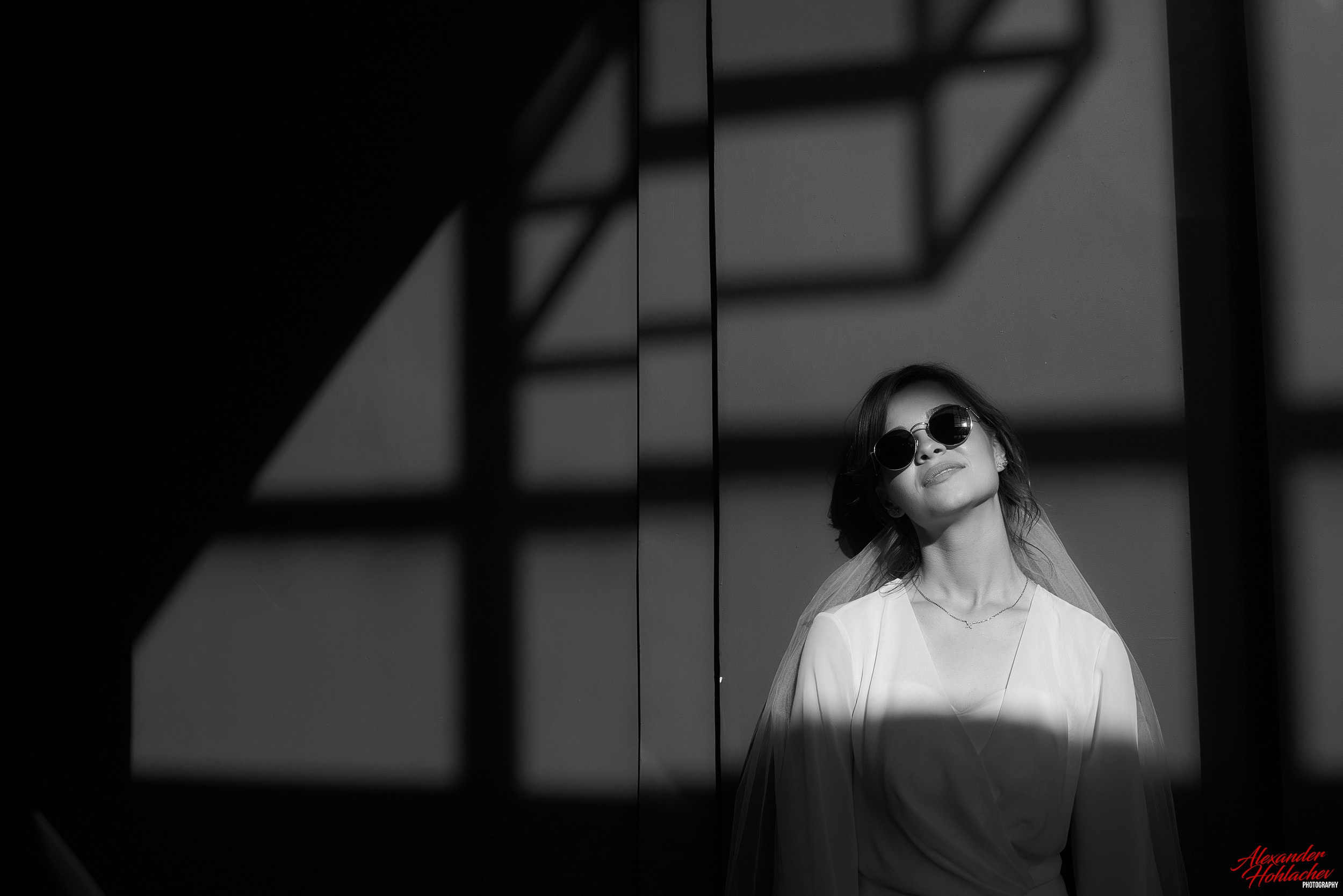 Свадебная прогулка в Уральске. Фотограф в Уральске Александр Хохлачёв | HOHLACHEV.COM