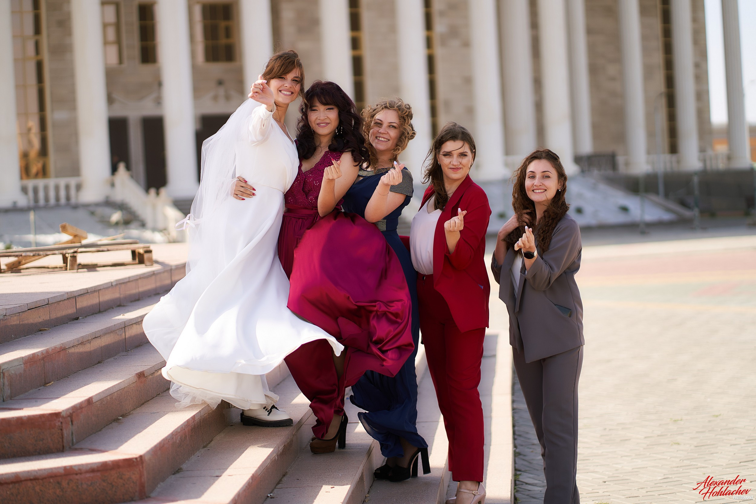 Свадебная прогулка в Уральске. Фотограф в Уральске Александр Хохлачёв | HOHLACHEV.COM