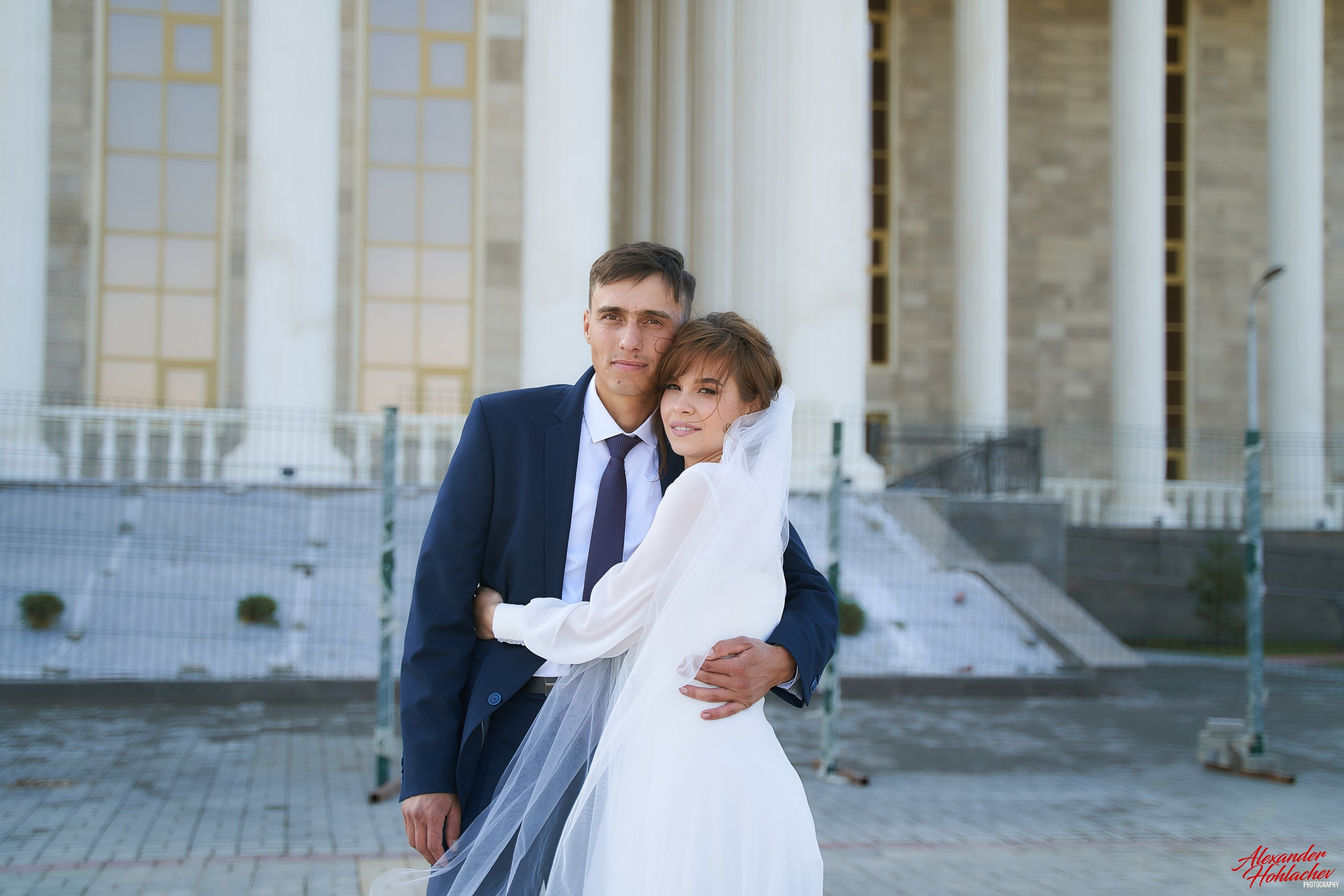 Свадебная прогулка в Уральске. Фотограф в Уральске Александр Хохлачёв | HOHLACHEV.COM