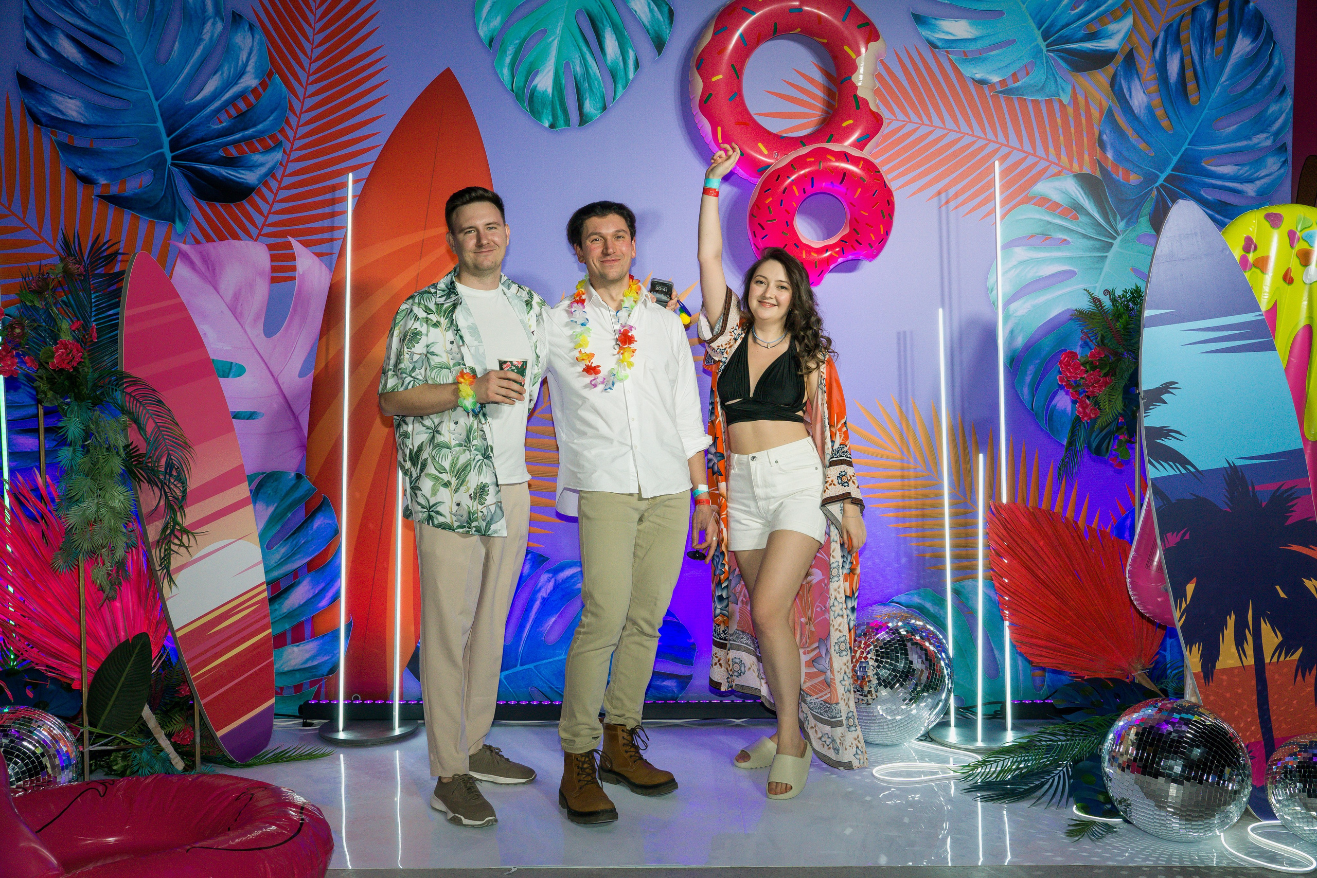 МТС корпоратив Гавайская вечеринка. Фотограф