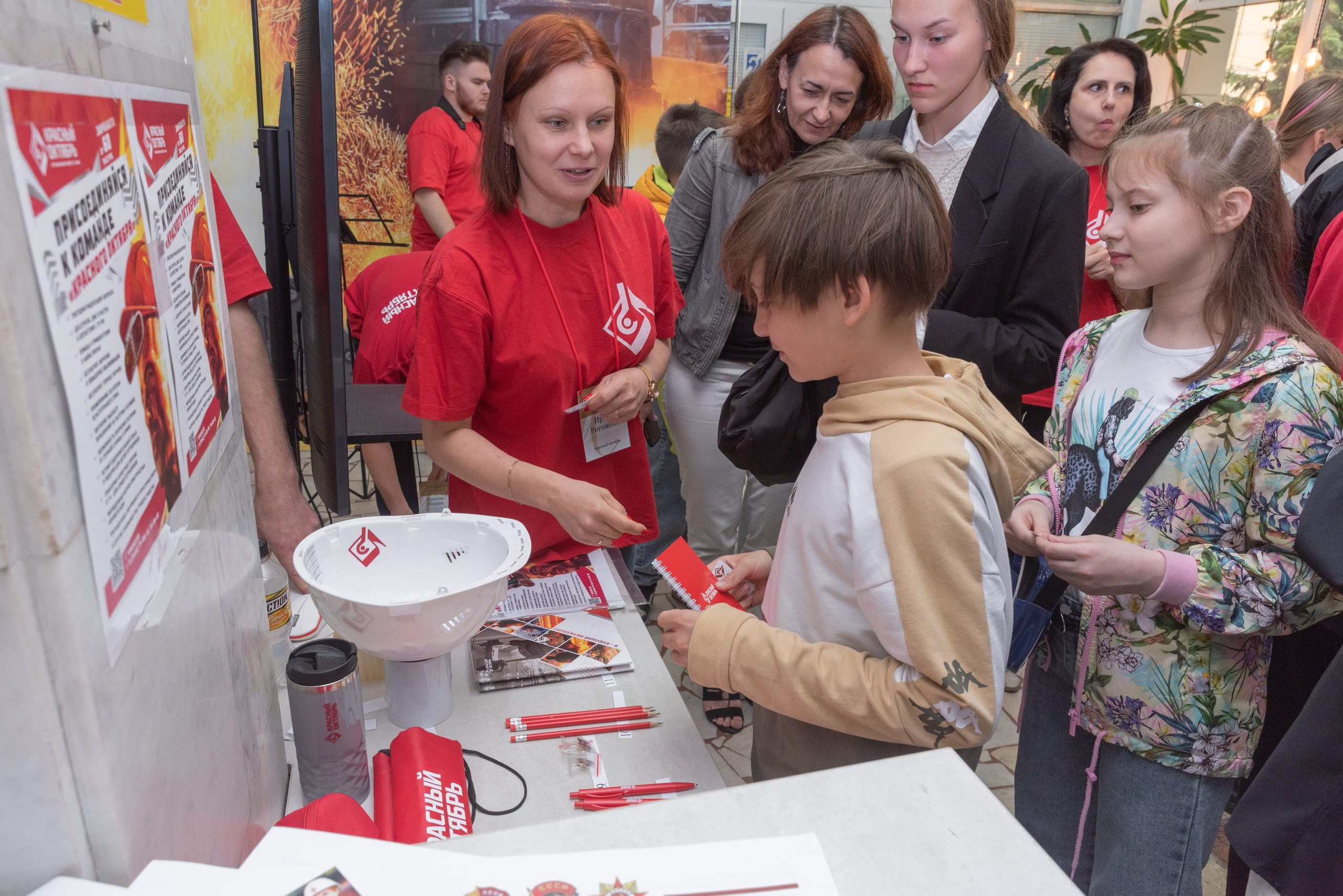 Книжный фестиваль 18.05.2024. Фотограф Алеся Груздо Волгоград
