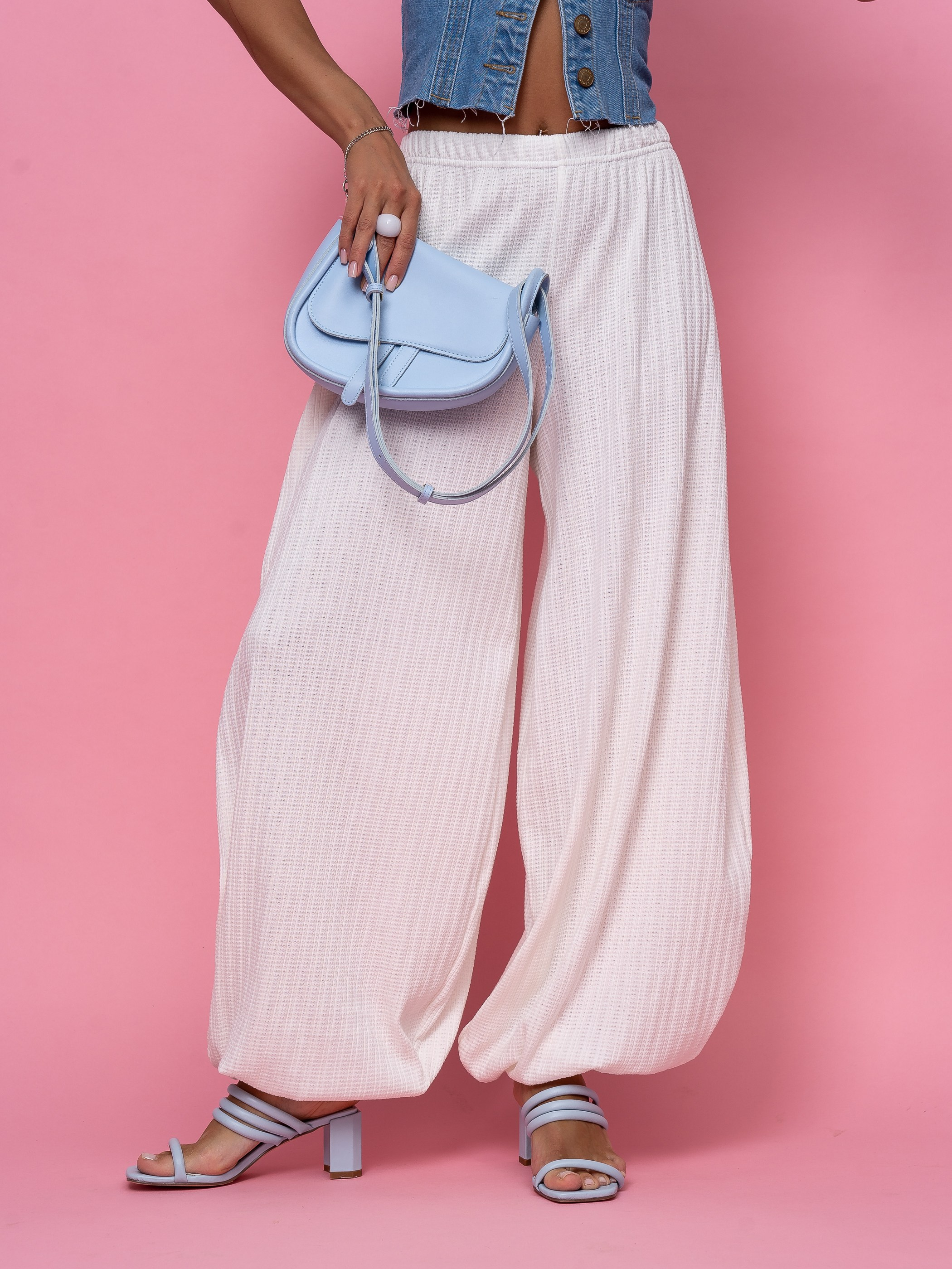 Как выделить белую одежду в кадре и сохранить летнее настроение. Фотограф Ирина Козлова г. Чебоксары