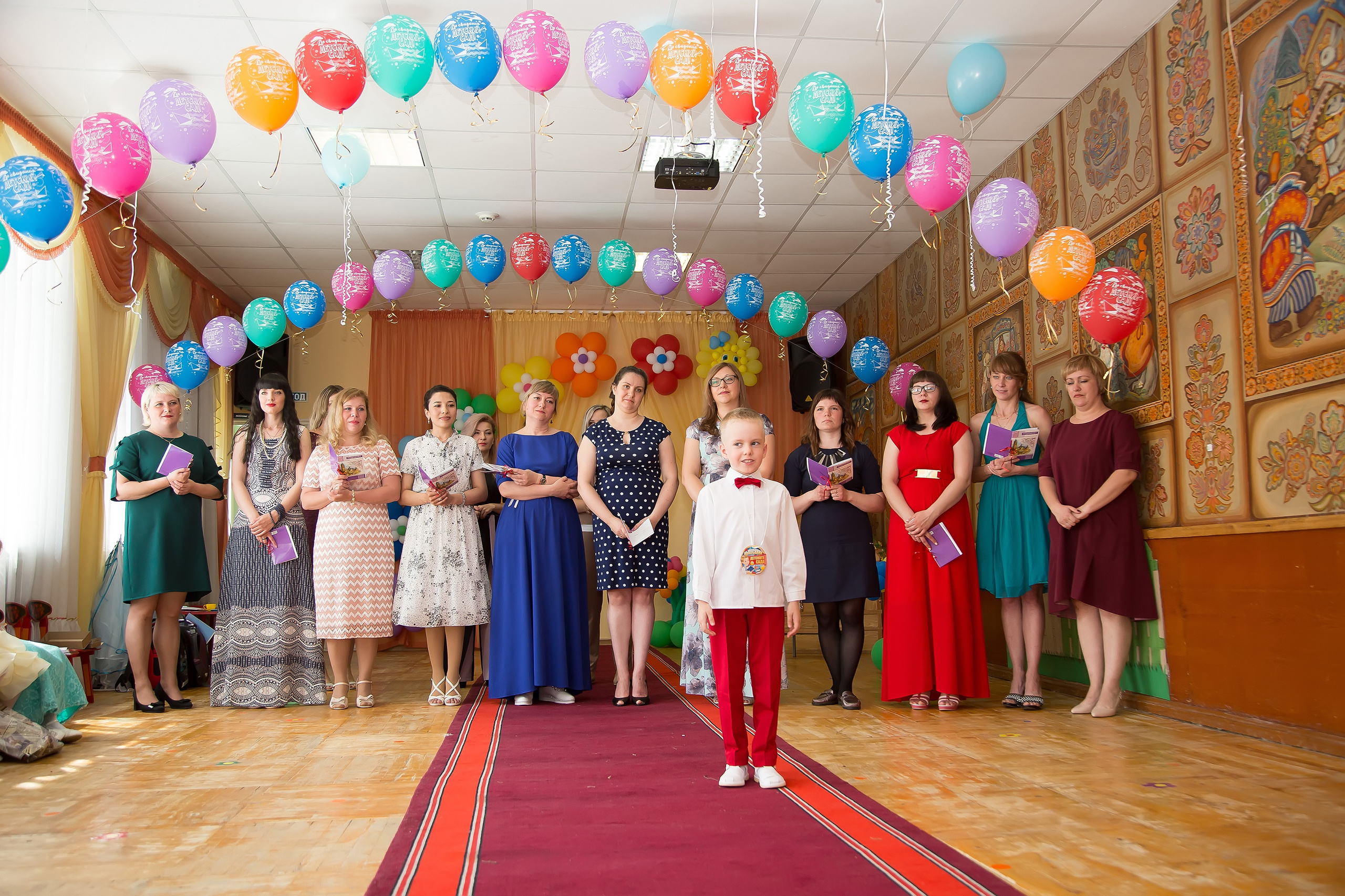 © Фотостудия "Олеся". Все права защищены. "Любое использование или копирование материалов или элементов дизайна сайта допускается только с разрешения правообладателя и со ссылкой на источник".