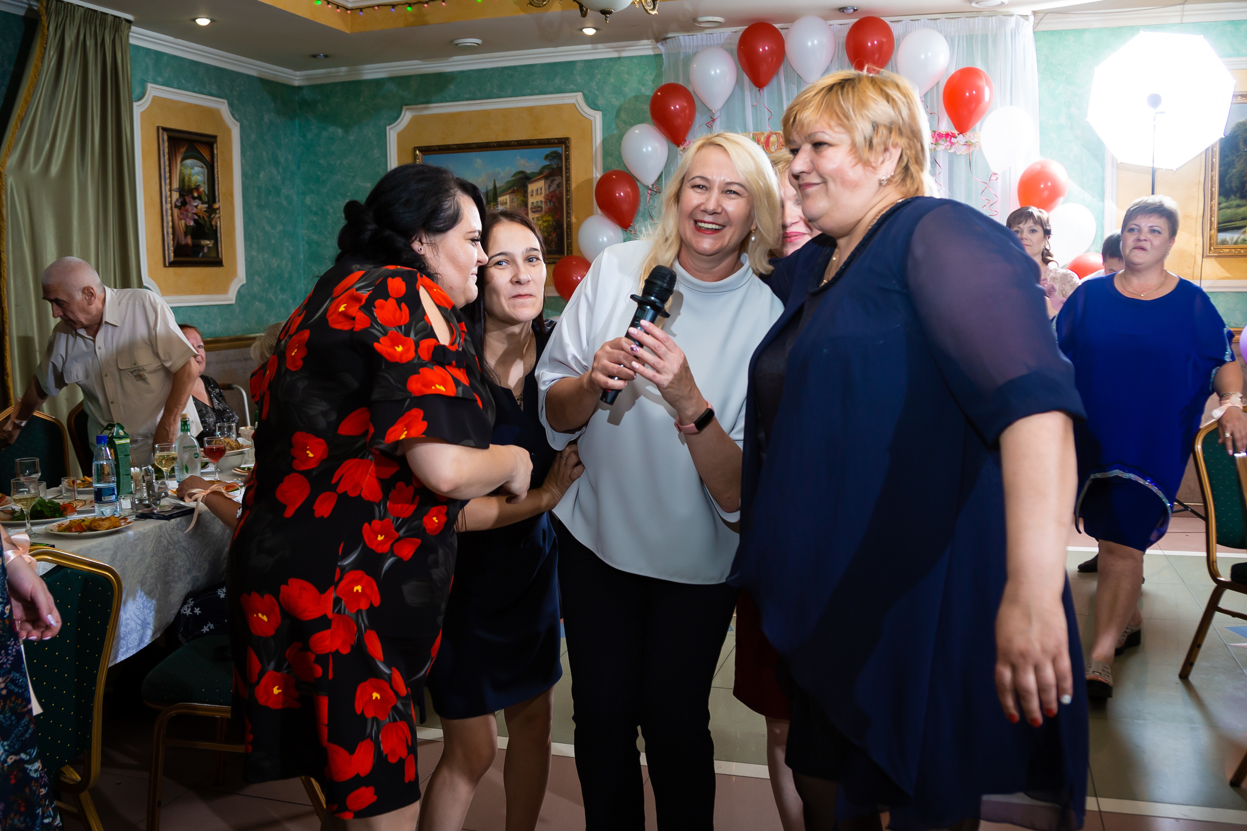 Фотограф на юбилей. Фотостудия «Олеся». Фотостудия в г. Верхняя Пышма