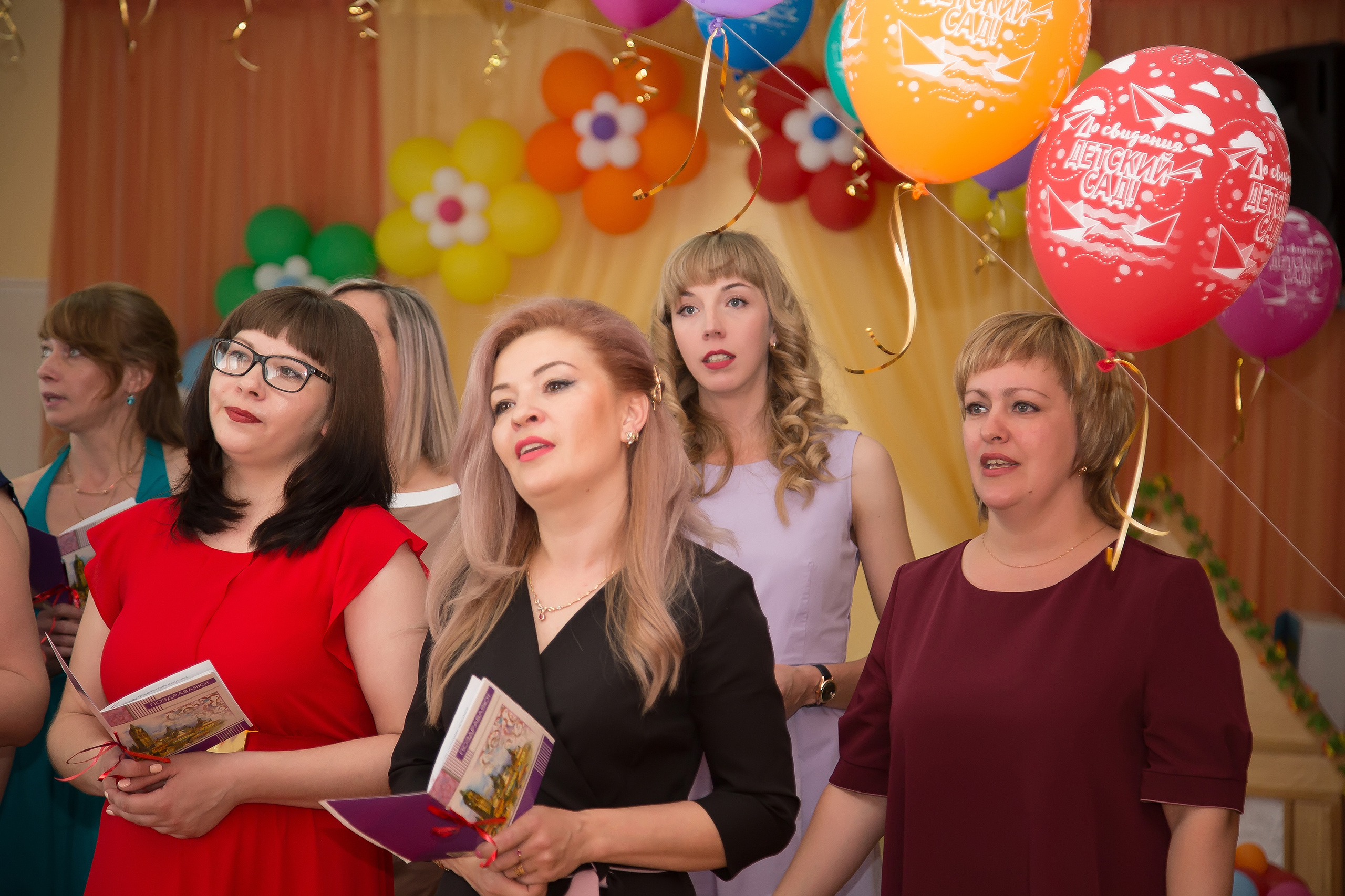 © Фотостудия "Олеся". Все права защищены. "Любое использование или копирование материалов или элементов дизайна сайта допускается только с разрешения правообладателя и со ссылкой на источник".