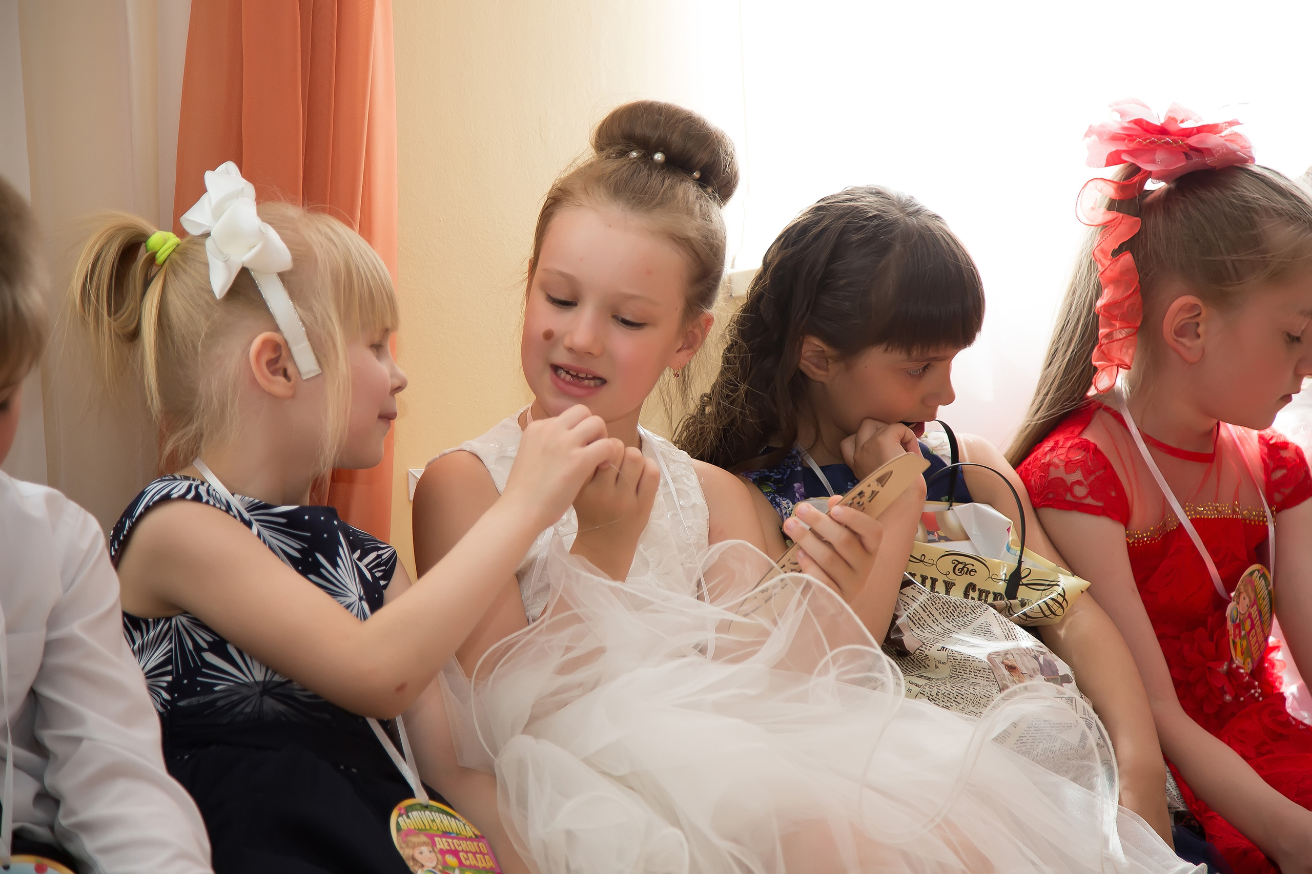 © Фотостудия "Олеся". Все права защищены. "Любое использование или копирование материалов или элементов дизайна сайта допускается только с разрешения правообладателя и со ссылкой на источник".