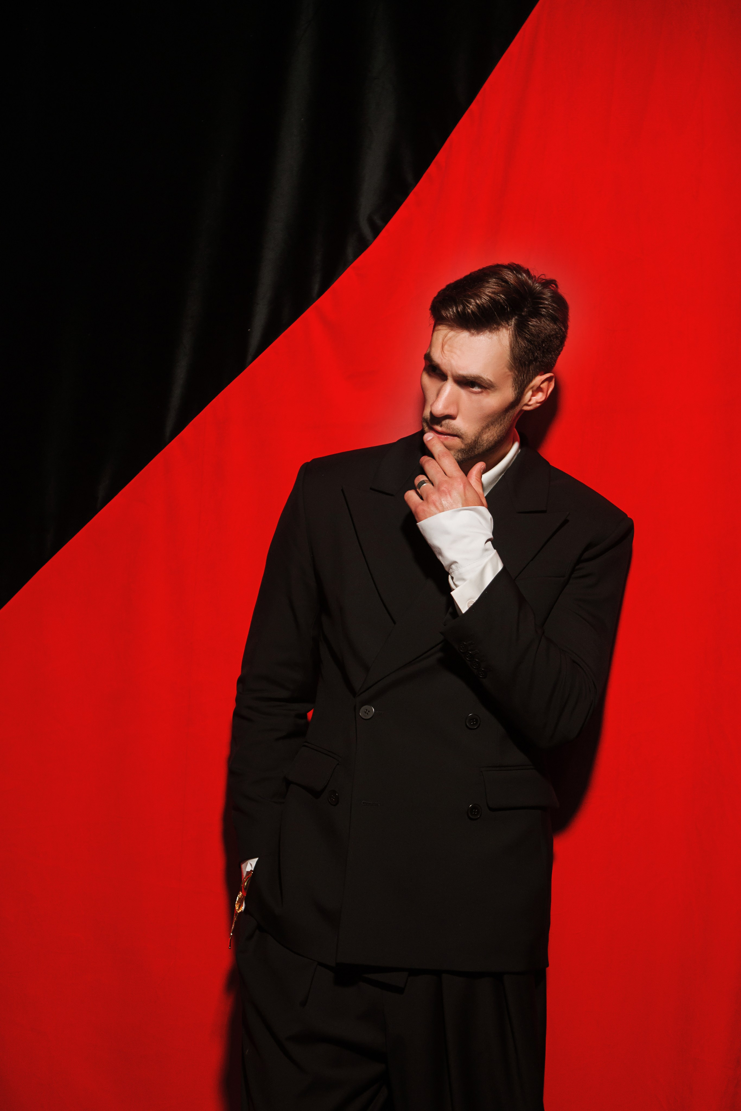 Черно-красное. Фотограф Кристина Гришина Рязань