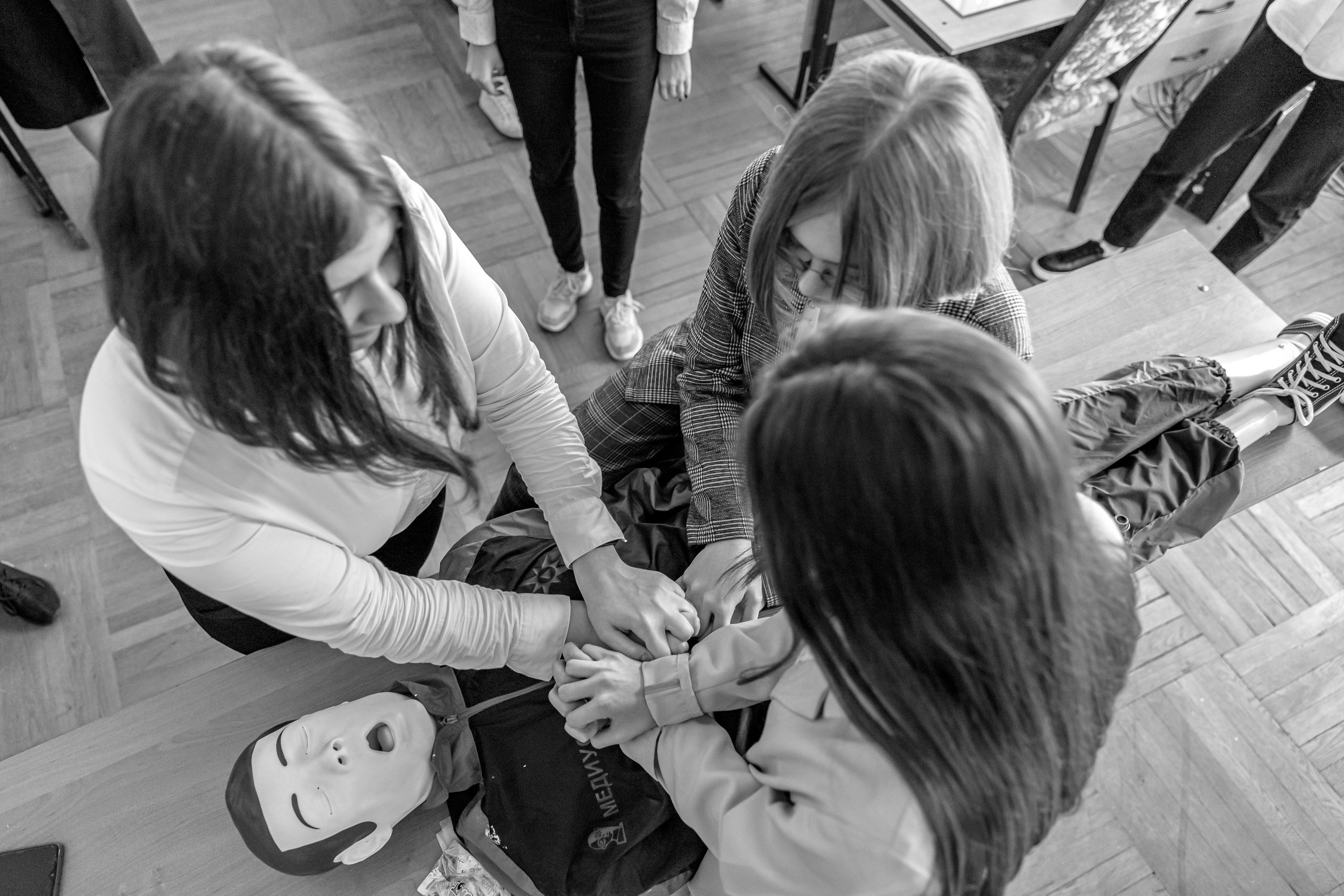 ОТ ЗВОНКА ДО ЗВОНКА. Марина Ушакова. Фотограф. Выпускные альбомы. г. Краснодар