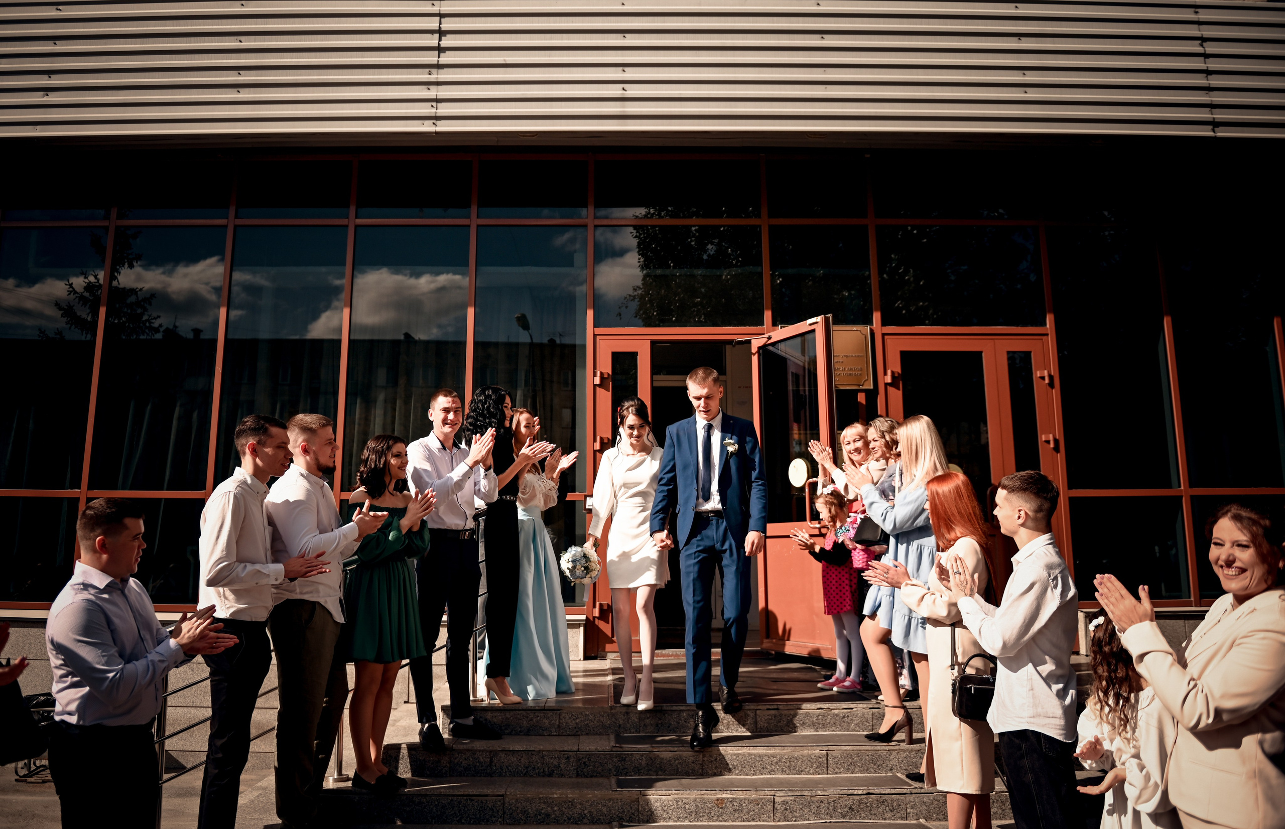 Небольшая часть фото со свадебной съемки Алексея и Даши. Свадебный, семейный, детский, контент фотограф в Омске Максим Ильин